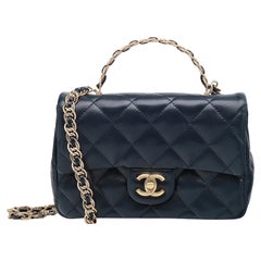 Chanel 23a Rectangular Top Handle Flap Mini Bolso Azul Marino