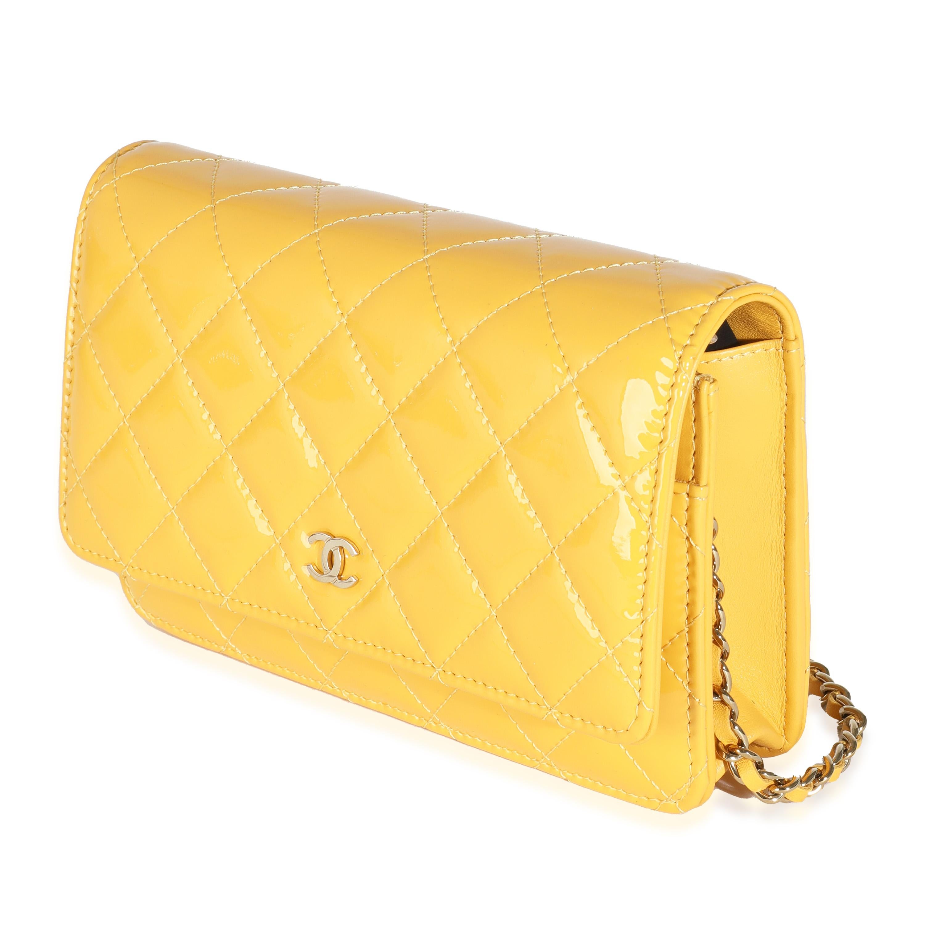 Chanel 23A Yellow Quilted Patent Classic Wallet On Chain In Excellent Condition In New York, NY