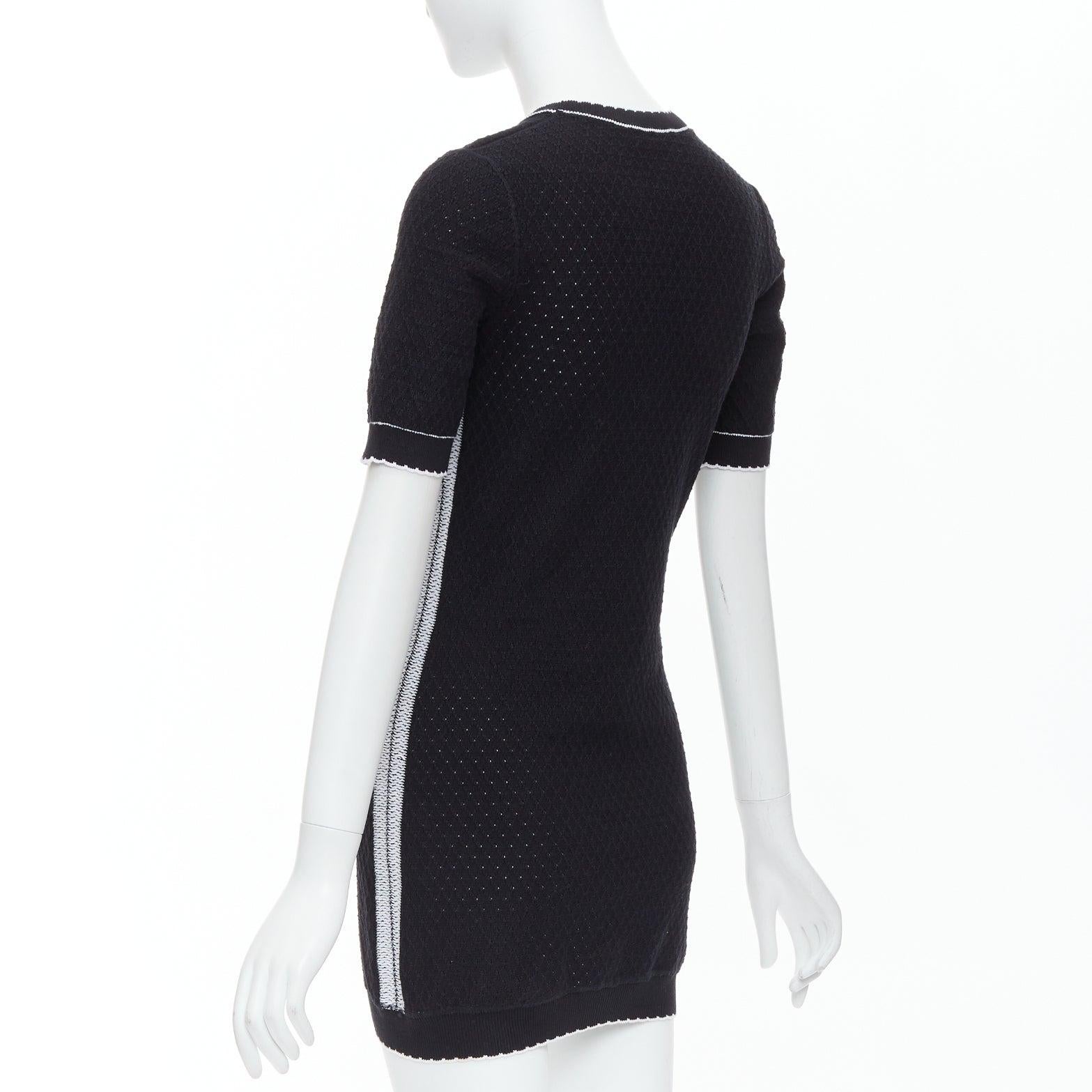 CHANEL 23C black cotton CC No.5 bead broderie pointelle dress FR34 XS For Sale 1