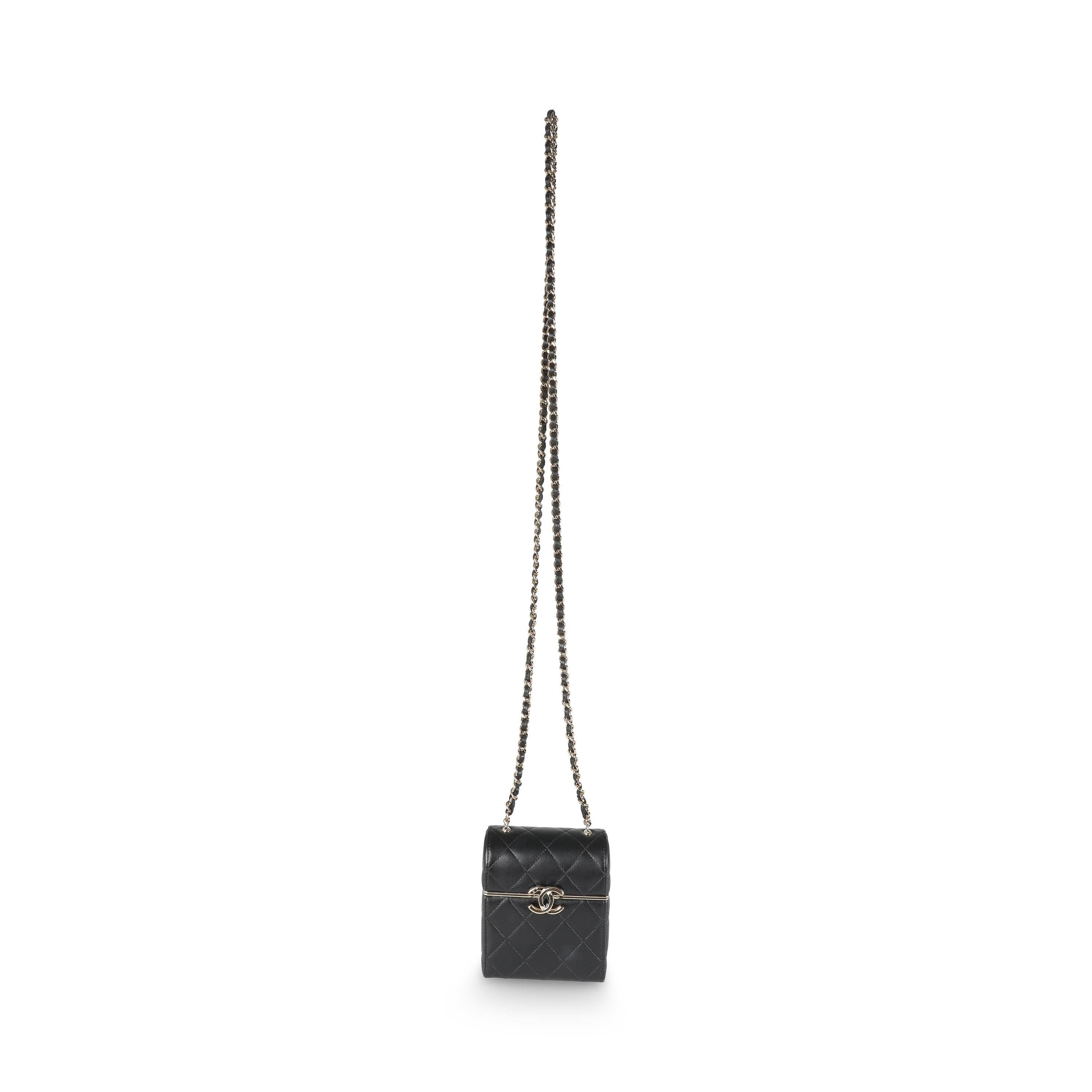Chanel 23C Black Quilted Lambskin Box Chain Vanity For Sale 1