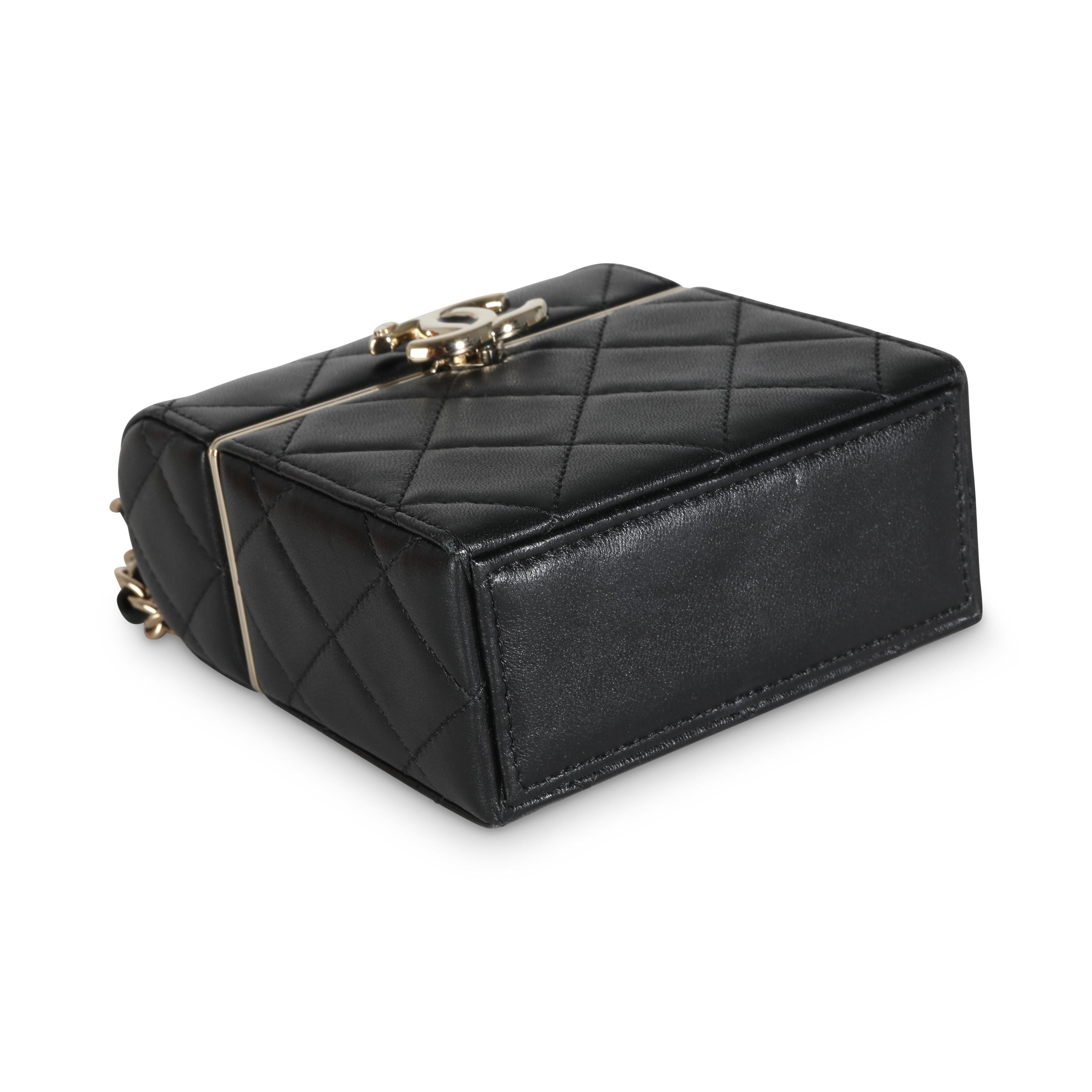 Chanel 23C Black Quilted Lambskin Box Chain Vanity For Sale 2
