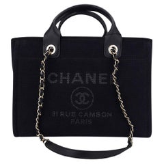 chanel tote bag black white