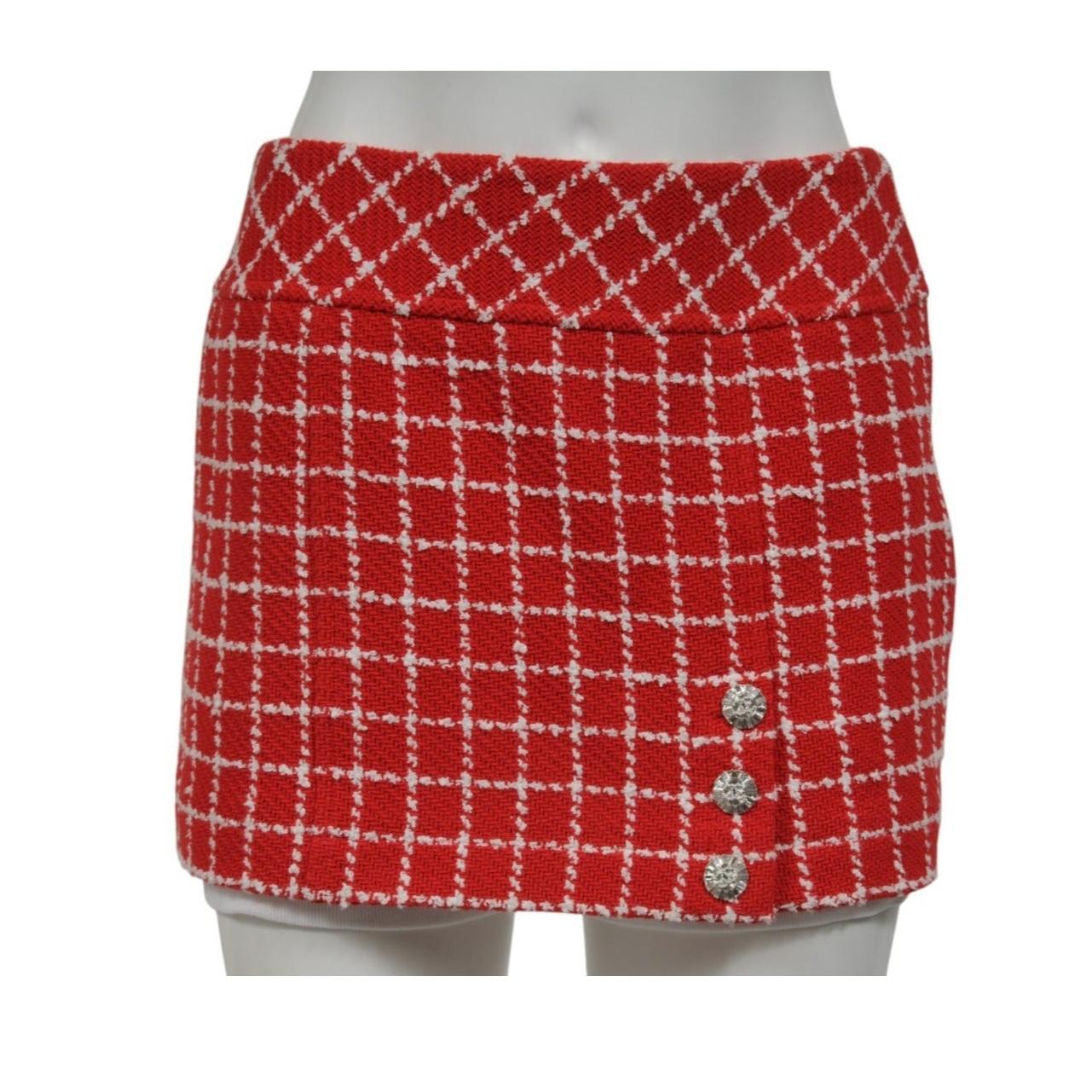Chanel 23C Monico Tweed Minifalda Talla FR 40 Rojo Blanco CC Logo Acolchado Botón en venta 11