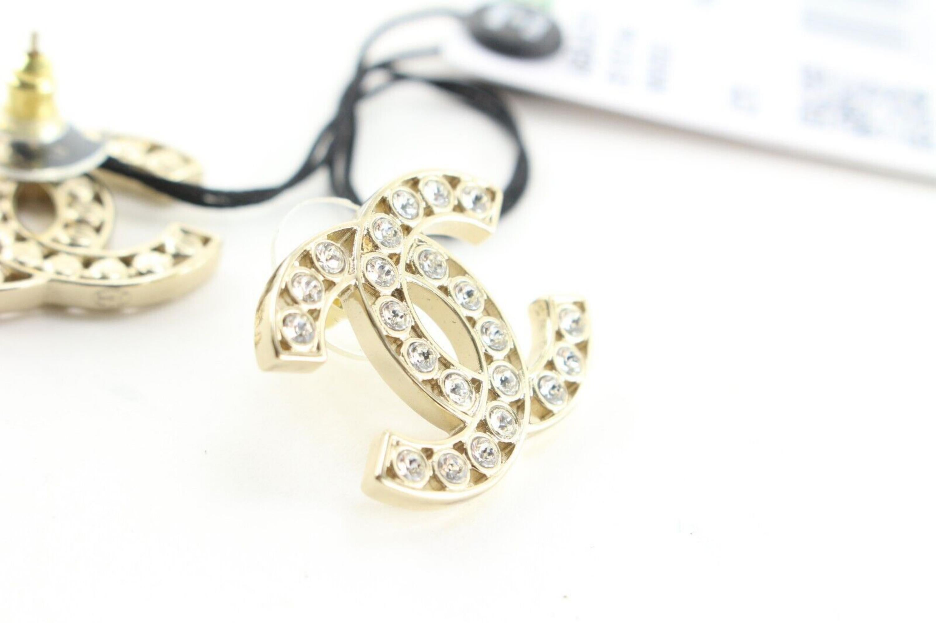 Chanel 23s CC Pierce Pearl Earrings Golden Gold 3CK0509 5