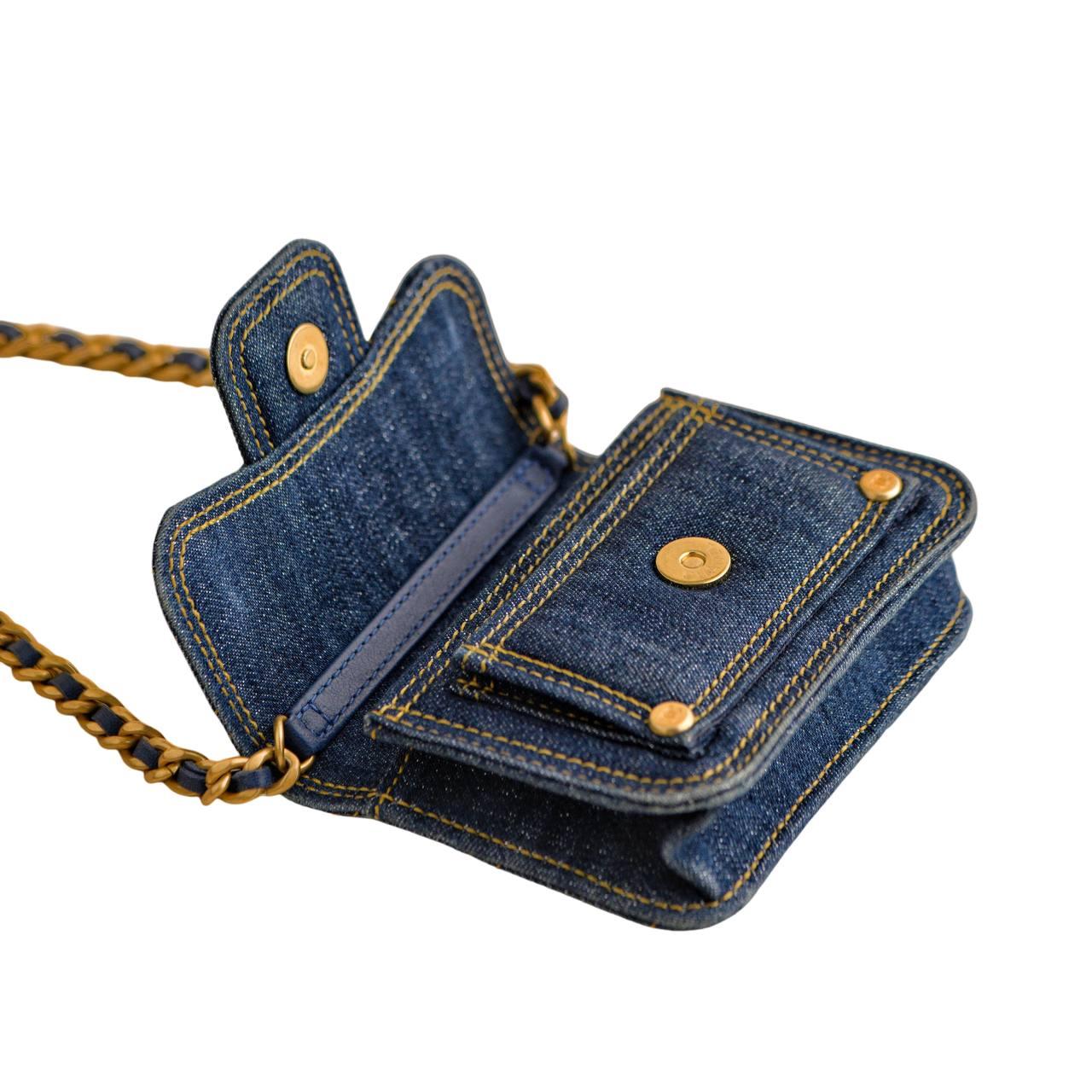 Chanel 23S Denim Quilted Card Holder Shoulder Bag For Sale 3