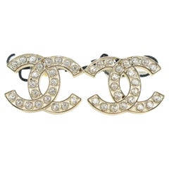 Chanel 23S Perle CC Logo Pierce-Ohrringe 1CK0509