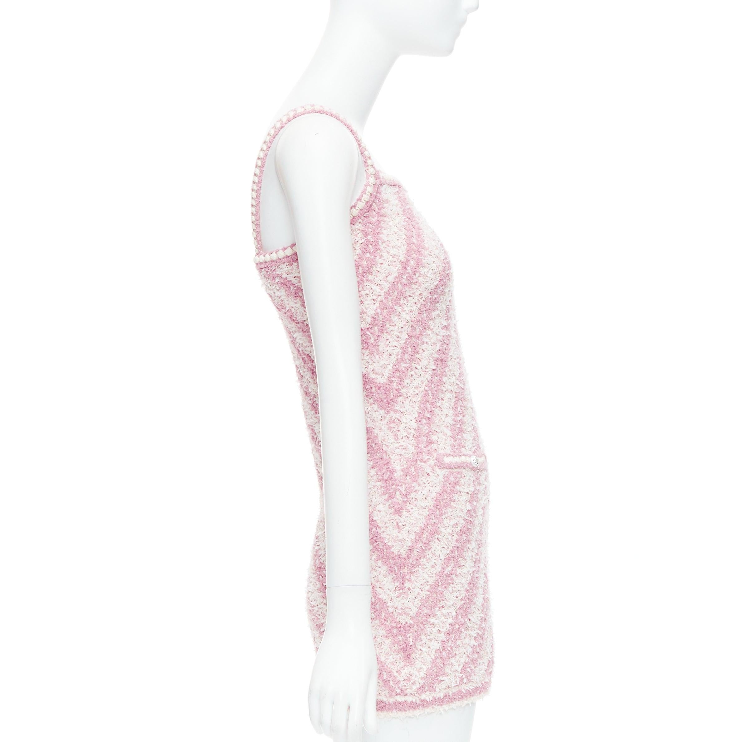 CHANEL 23S pink white cotton blend striped tweed CC mini dress FR34 XS In Excellent Condition For Sale In Hong Kong, NT