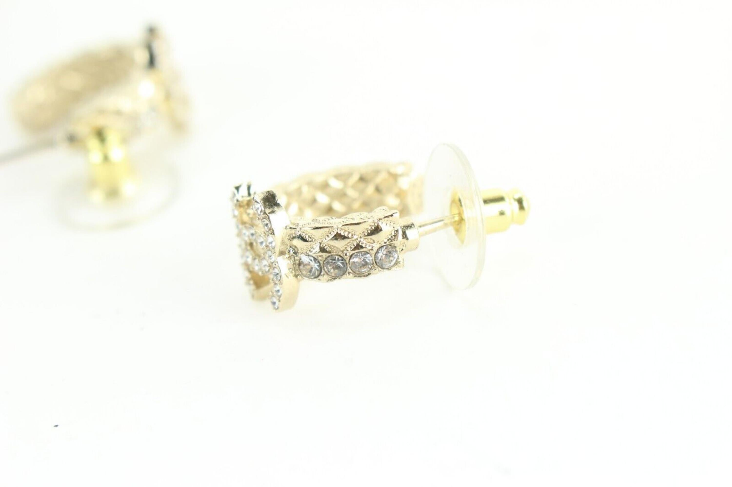 Chanel 23V Gold Quilted Crystal CC Hoop Earrings 5CJ1229 In New Condition For Sale In Dix hills, NY