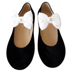 Chanel 24A Metiers D'Art 2024 Black Velvet White Bow CC Gripoix Mary Jane Flats