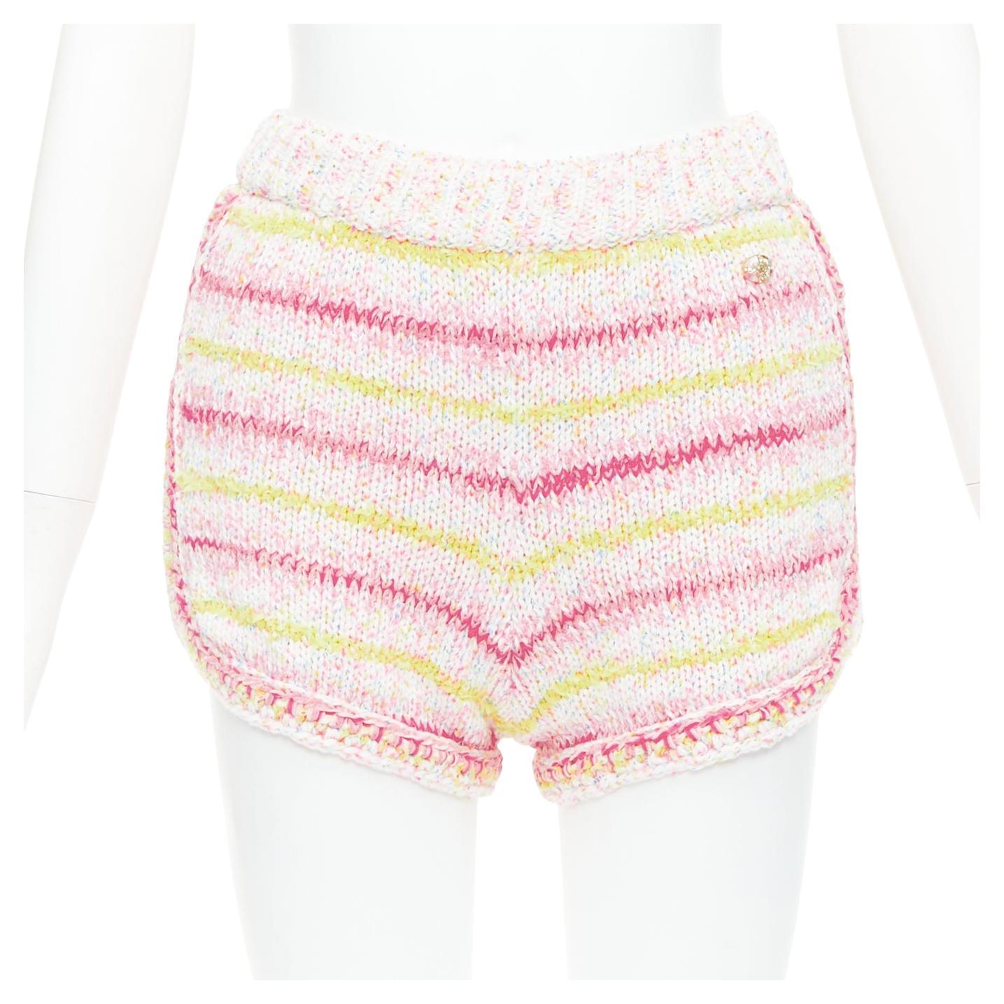 CHANEL 24C pink yellow cotton blend CC logo knit mini shorts FR34 XS