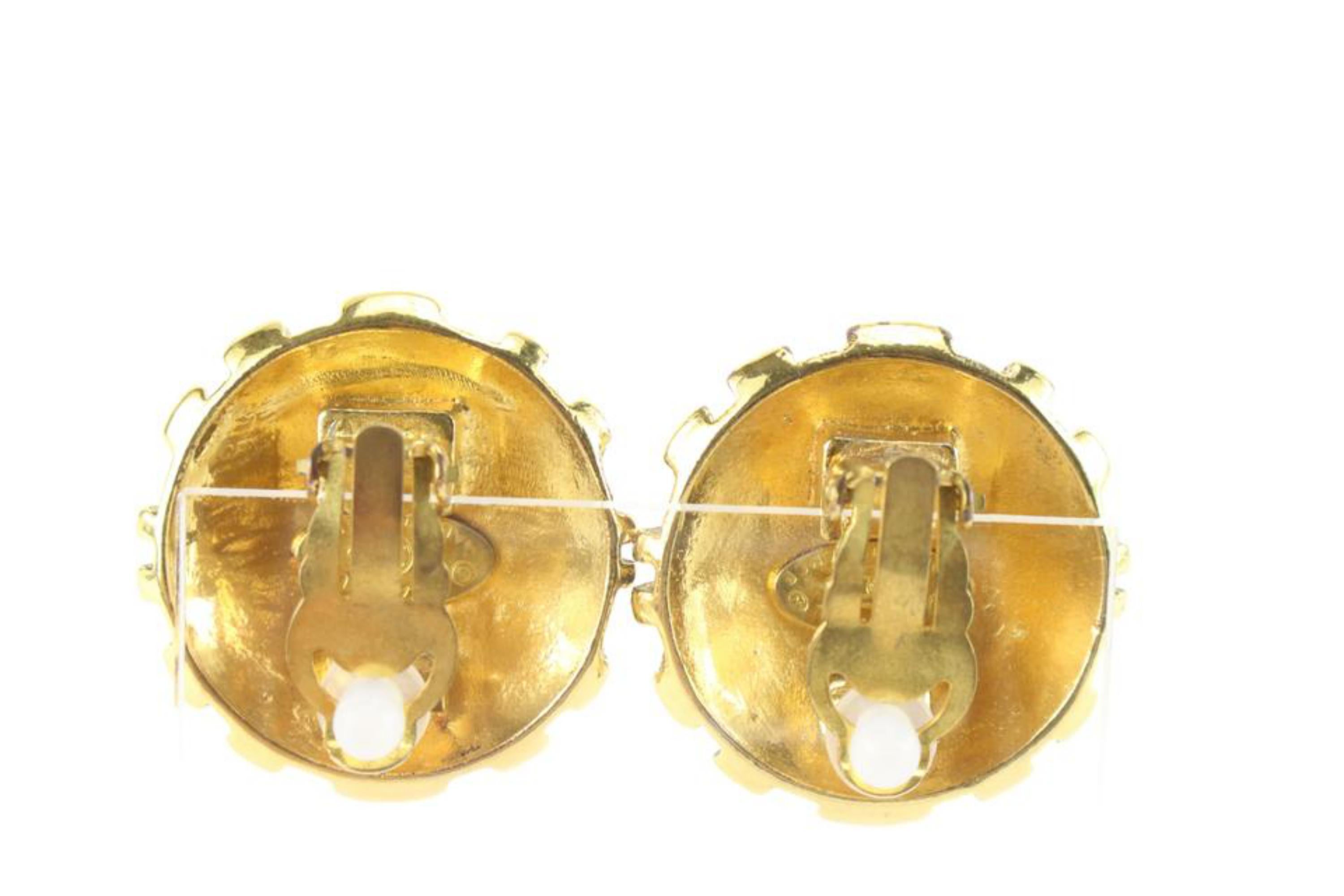 Chanel 24k Gold Plated 25 Collection Jumbo CC Logo Earrings 60ch825s In Good Condition For Sale In Dix hills, NY