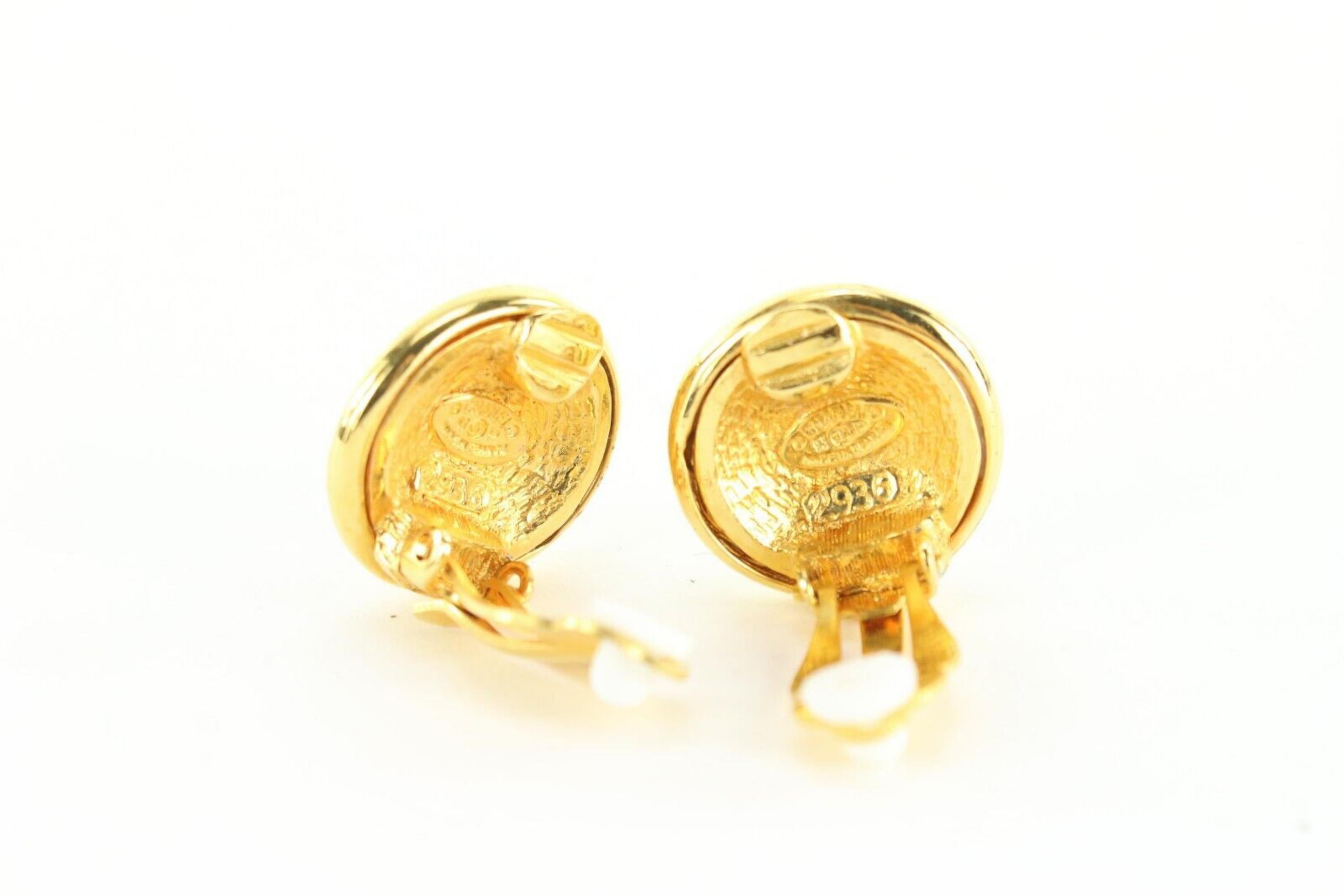Women's Chanel 24k Gold Plated CC Round Earrings Clip-On 1CK1202