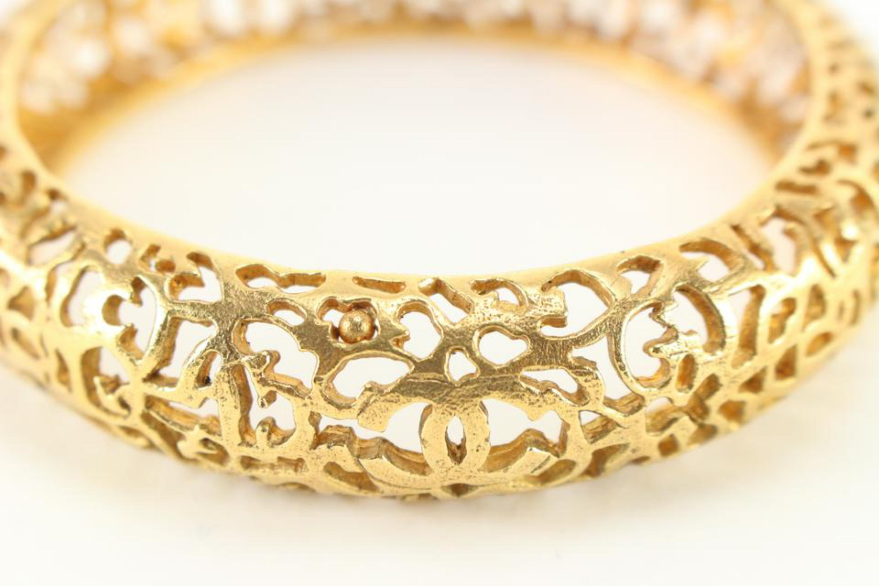 Chanel 24k Gold Plated Collection 25 CC Logo Bangle Bracelet 80ck817s For Sale 7