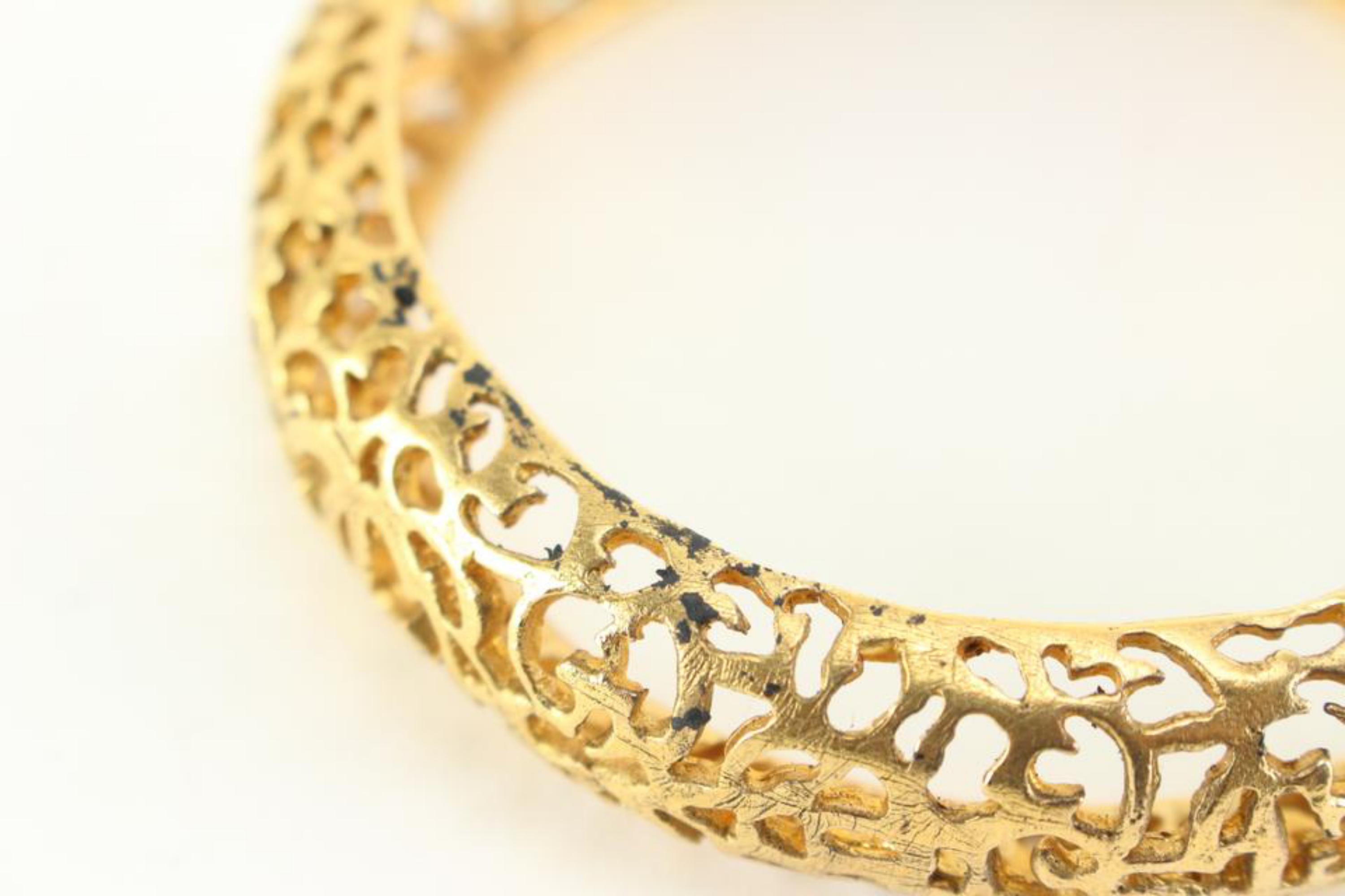 Or Chanel, bracelet jonc collection 25 avec logo CC, plaqué or 24 carats, 80ck817s en vente