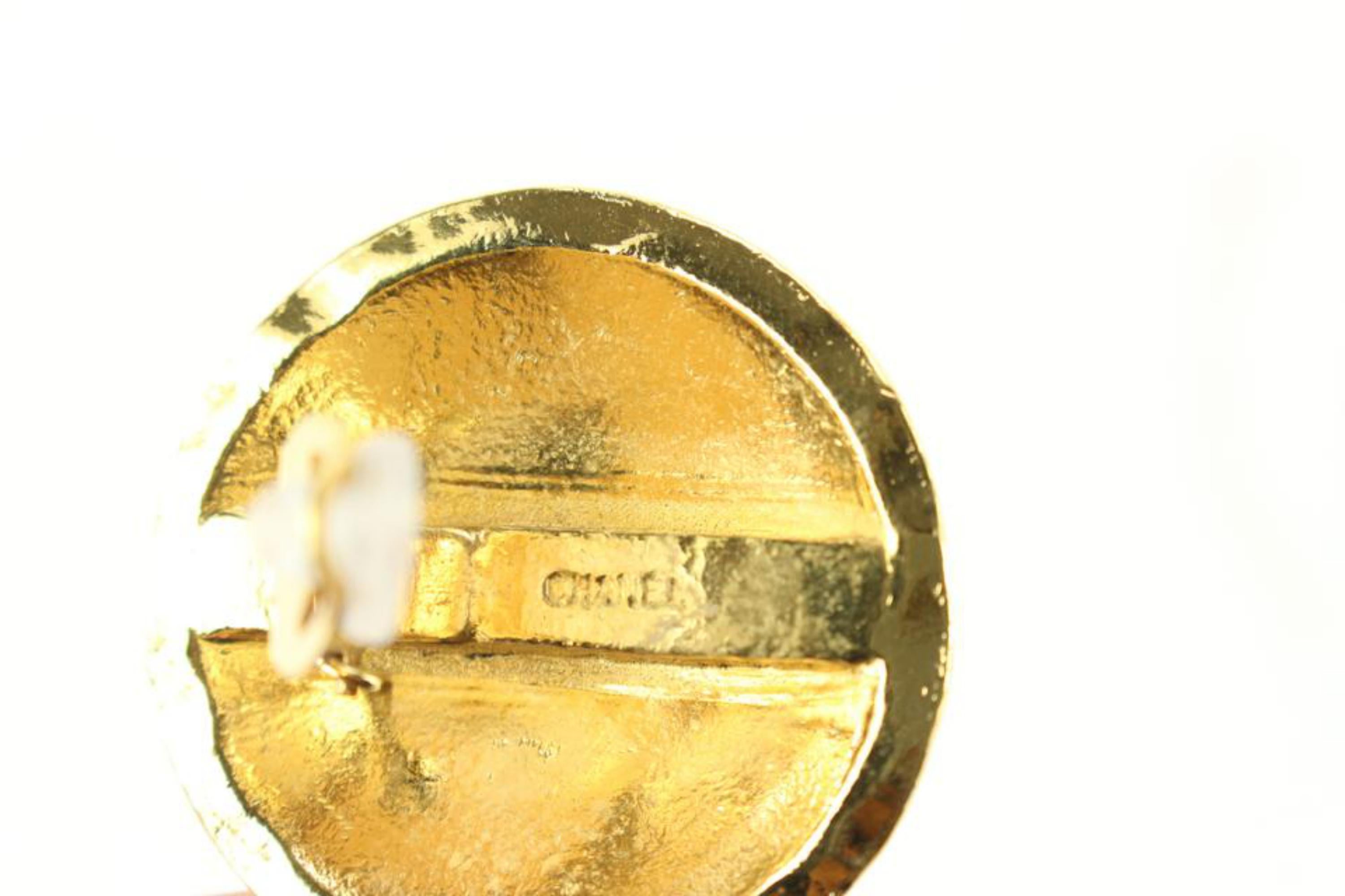 Orecchini Chanel CC trapuntati placcati oro 24K 41cc714s in vendita 2