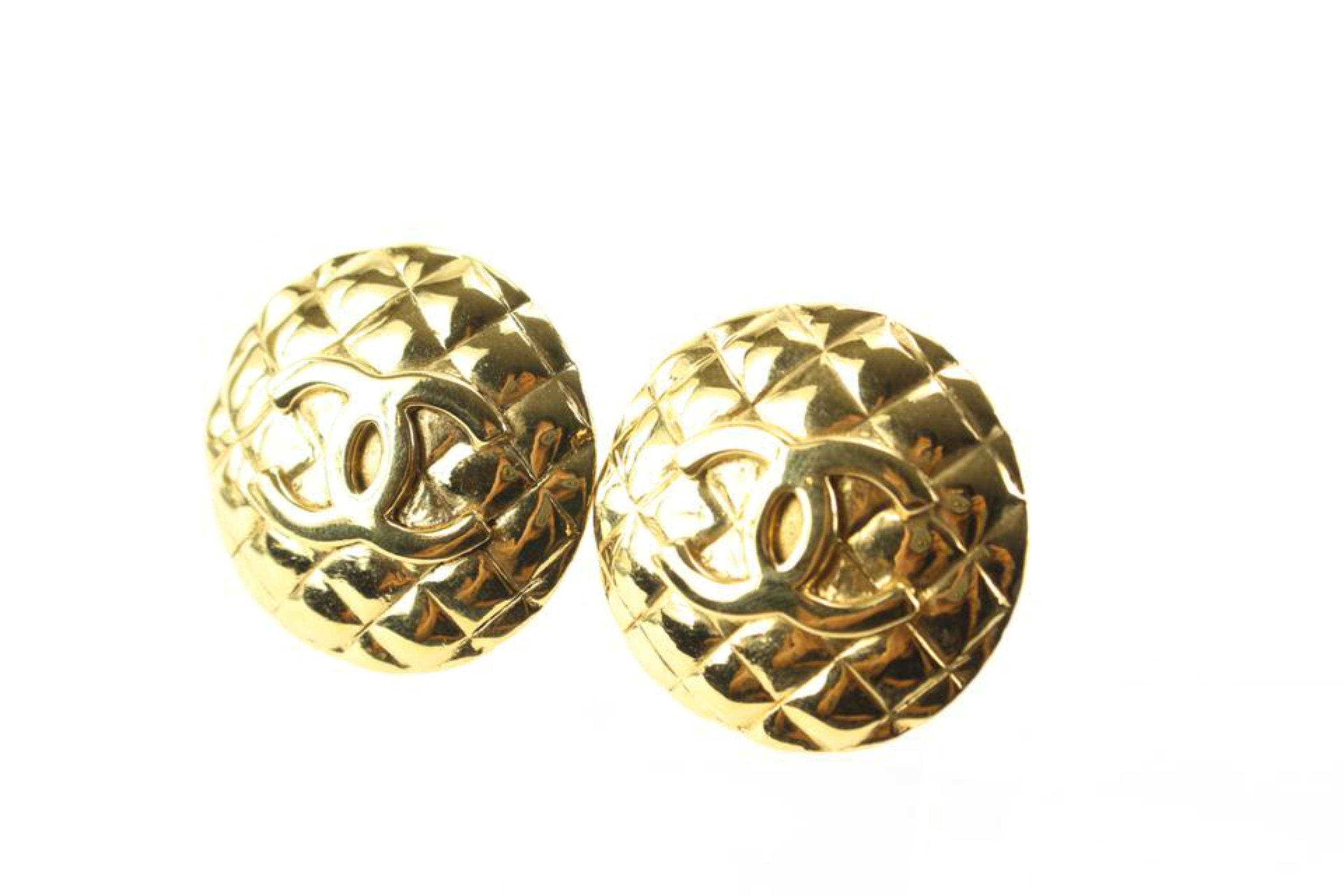 Chanel 24K Gold Plated Quilted CC Earrings 41cc714s For Sale 1