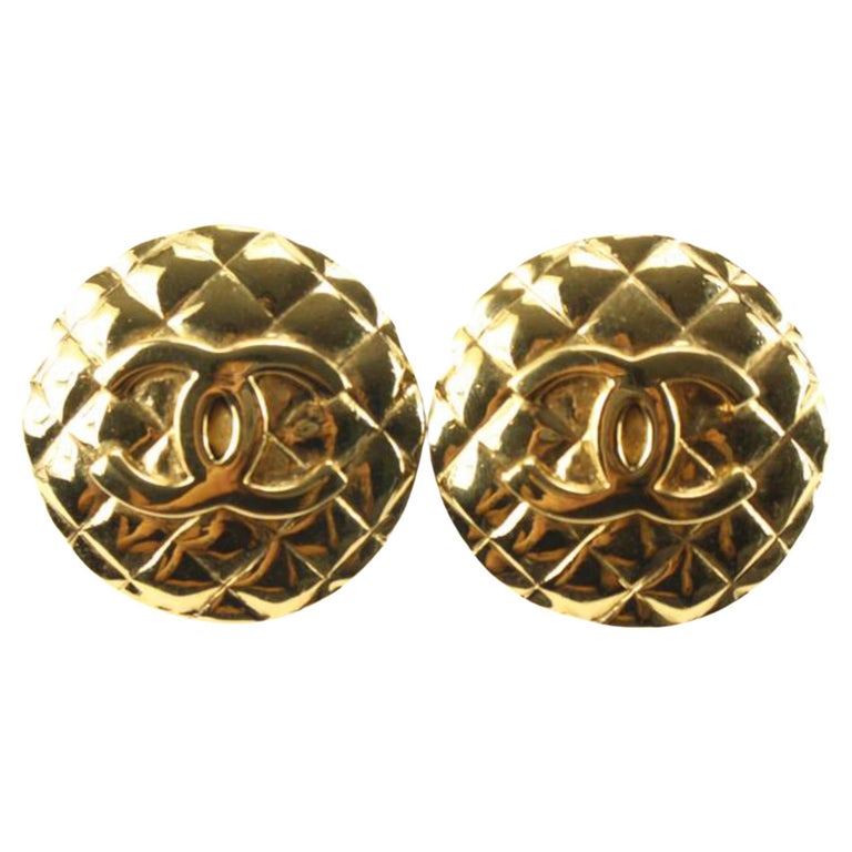 Chanel 24K Gold Plated Quilted CC Earrings 41cc714s For Sale at 1stDibs