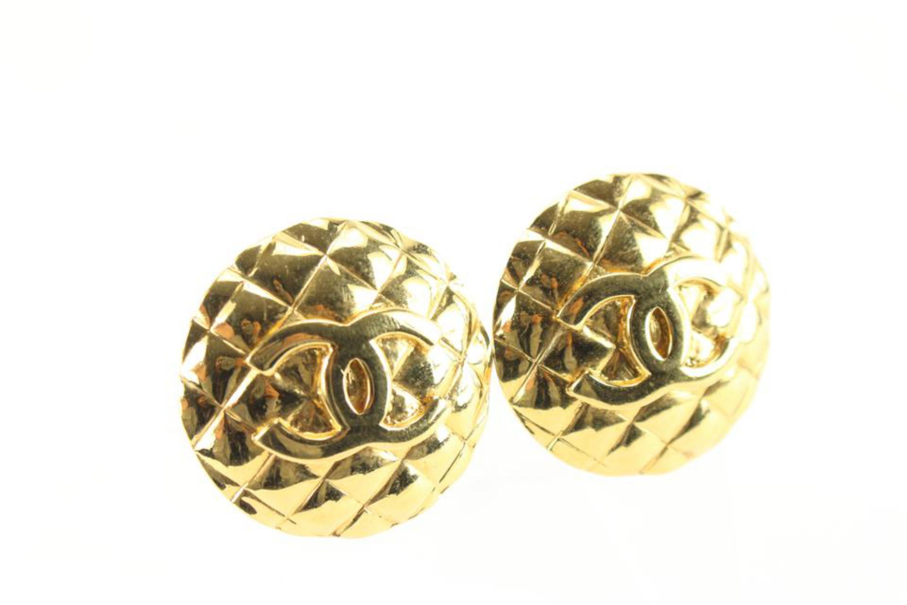 Chanel 24k Gold Plated Quilted CC Logo Earrings 47ck825s For Sale 1