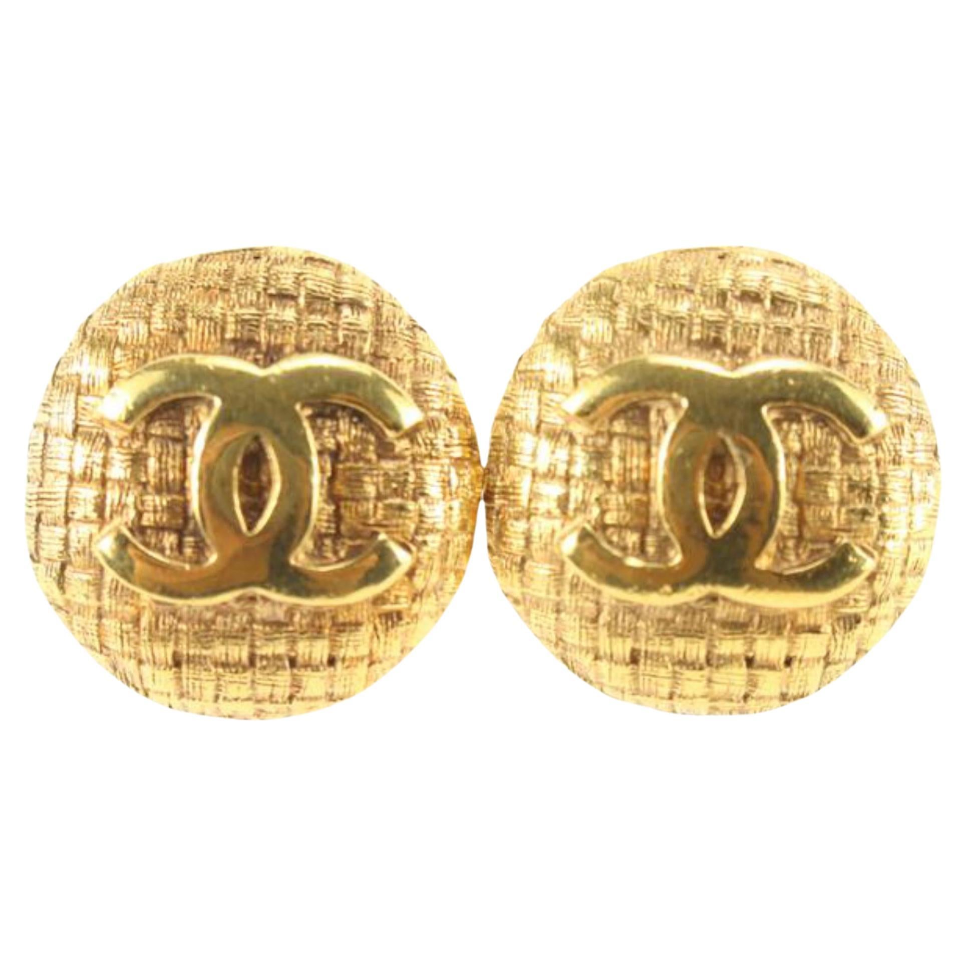 Chanel 24k Gold Plated Woven Quilted Raffia CC Logo Earrings 58cc825s For Sale