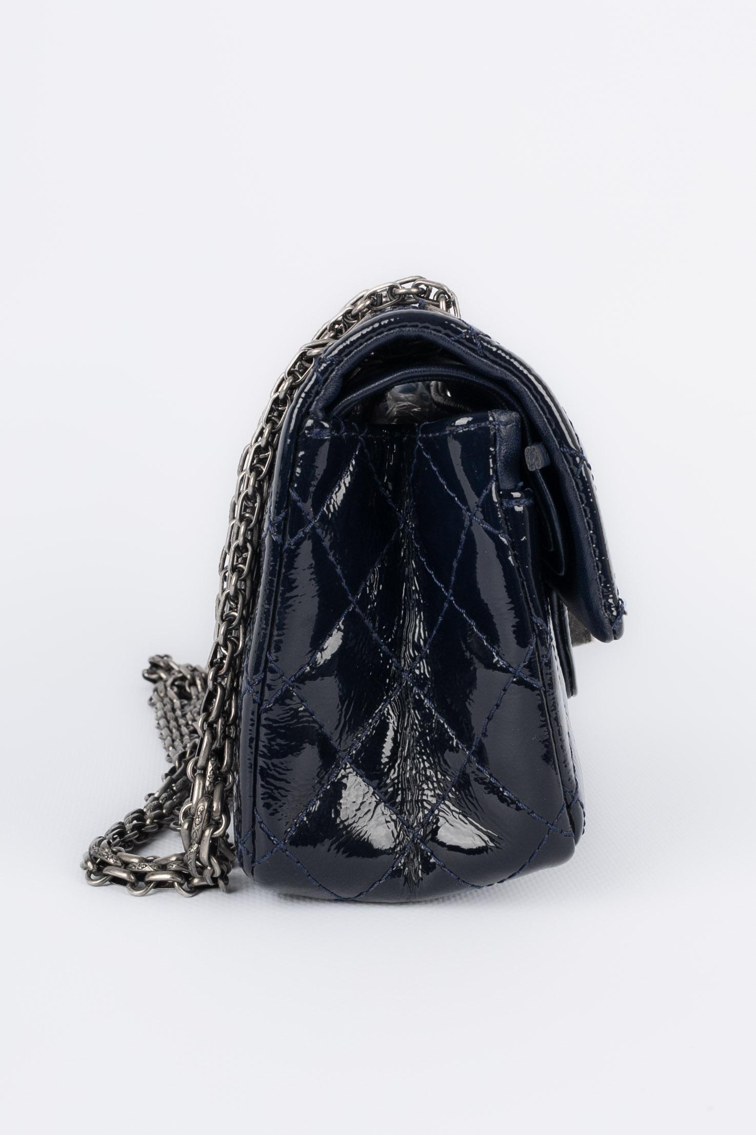 Chanel 2.55 bag 2010/2011 In Excellent Condition For Sale In SAINT-OUEN-SUR-SEINE, FR