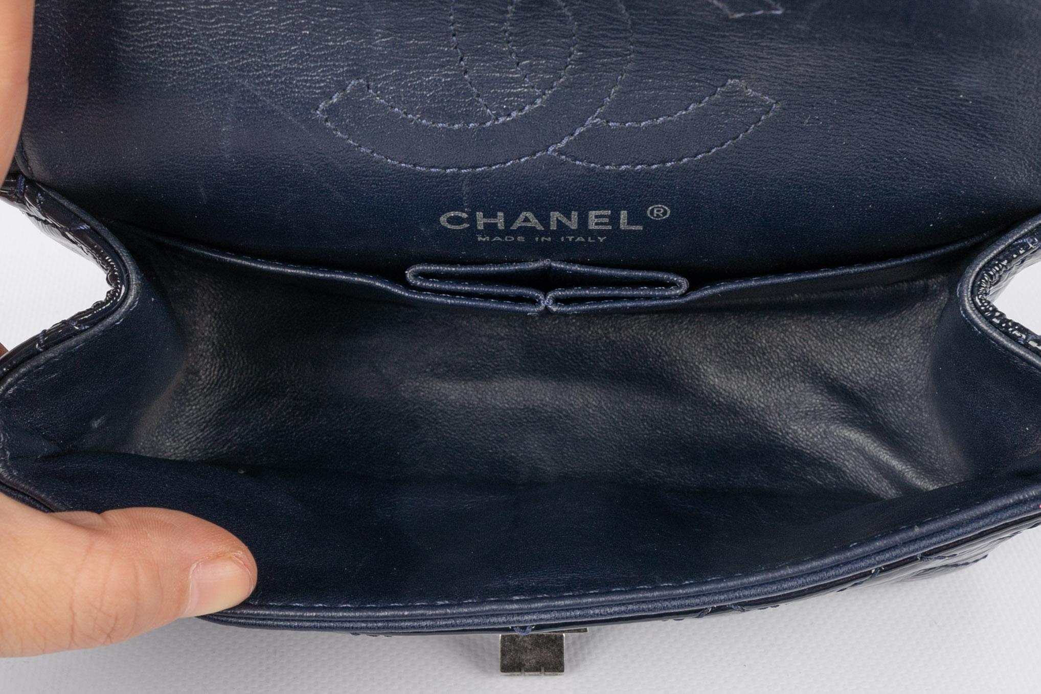 Chanel 2.55 bag 2010/2011 For Sale 5