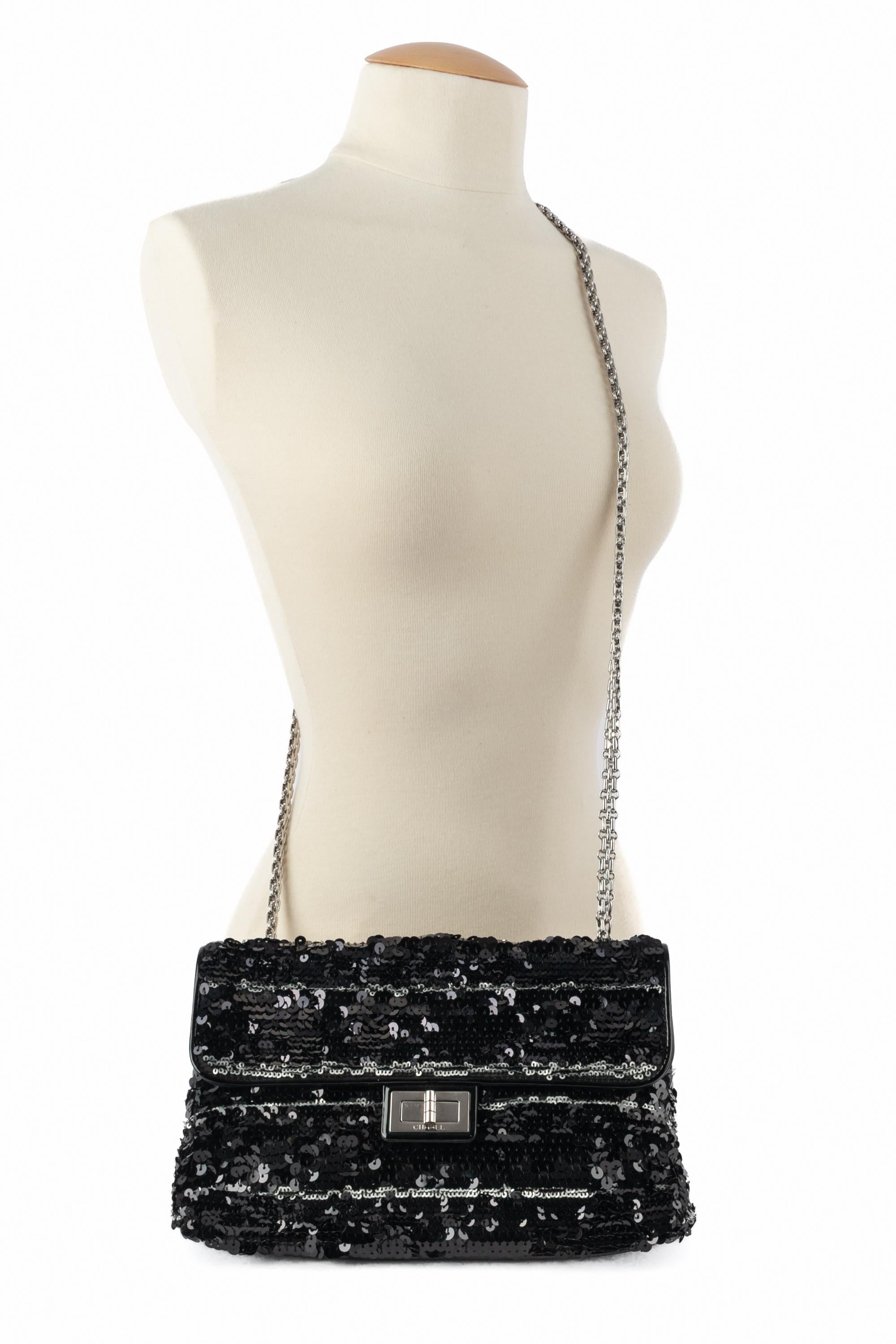 Borsa Chanel 2.55 Collezione 2011 in vendita 9