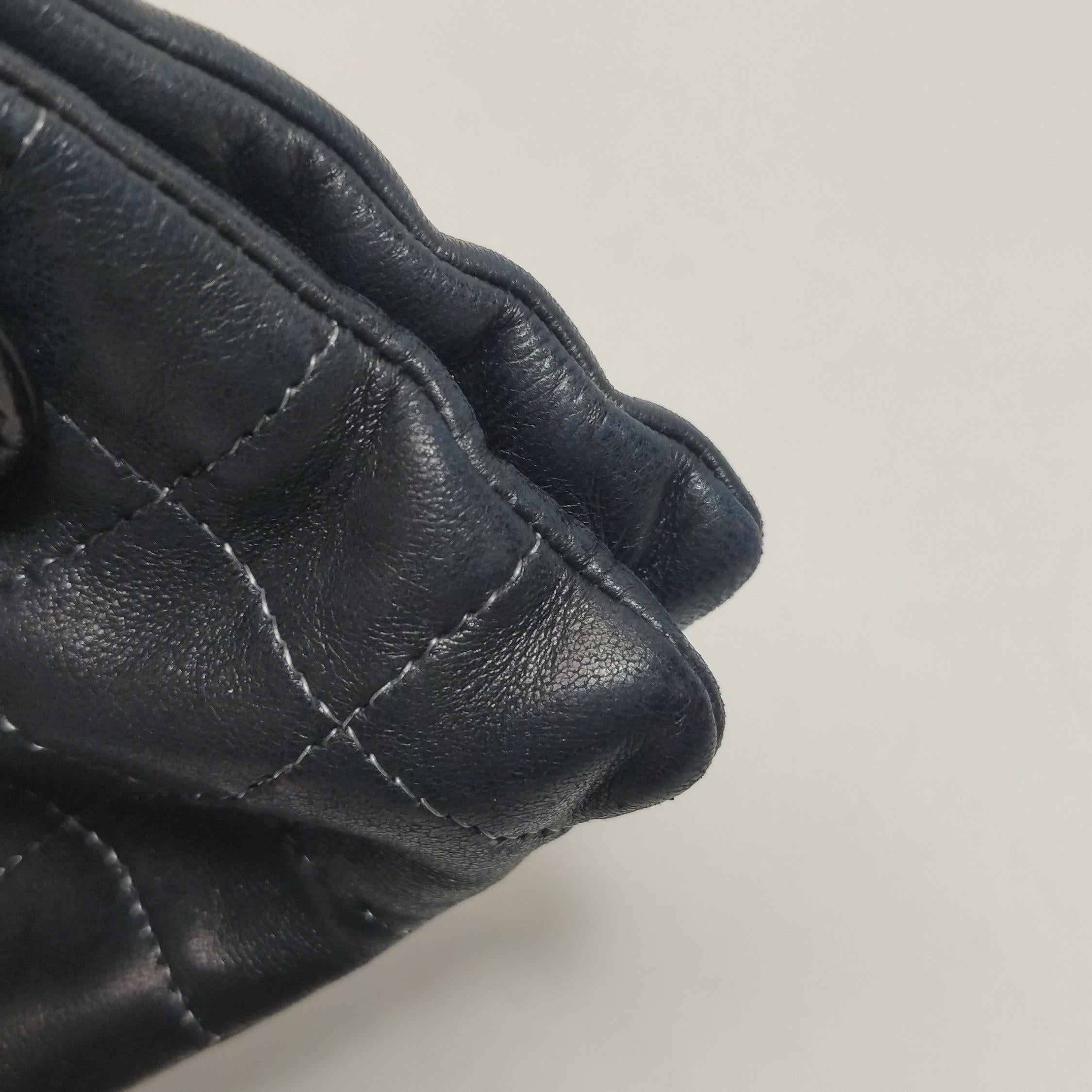 Chanel 2.55 Black Lambskin Square Stitching Shoulder Bag en vente 10
