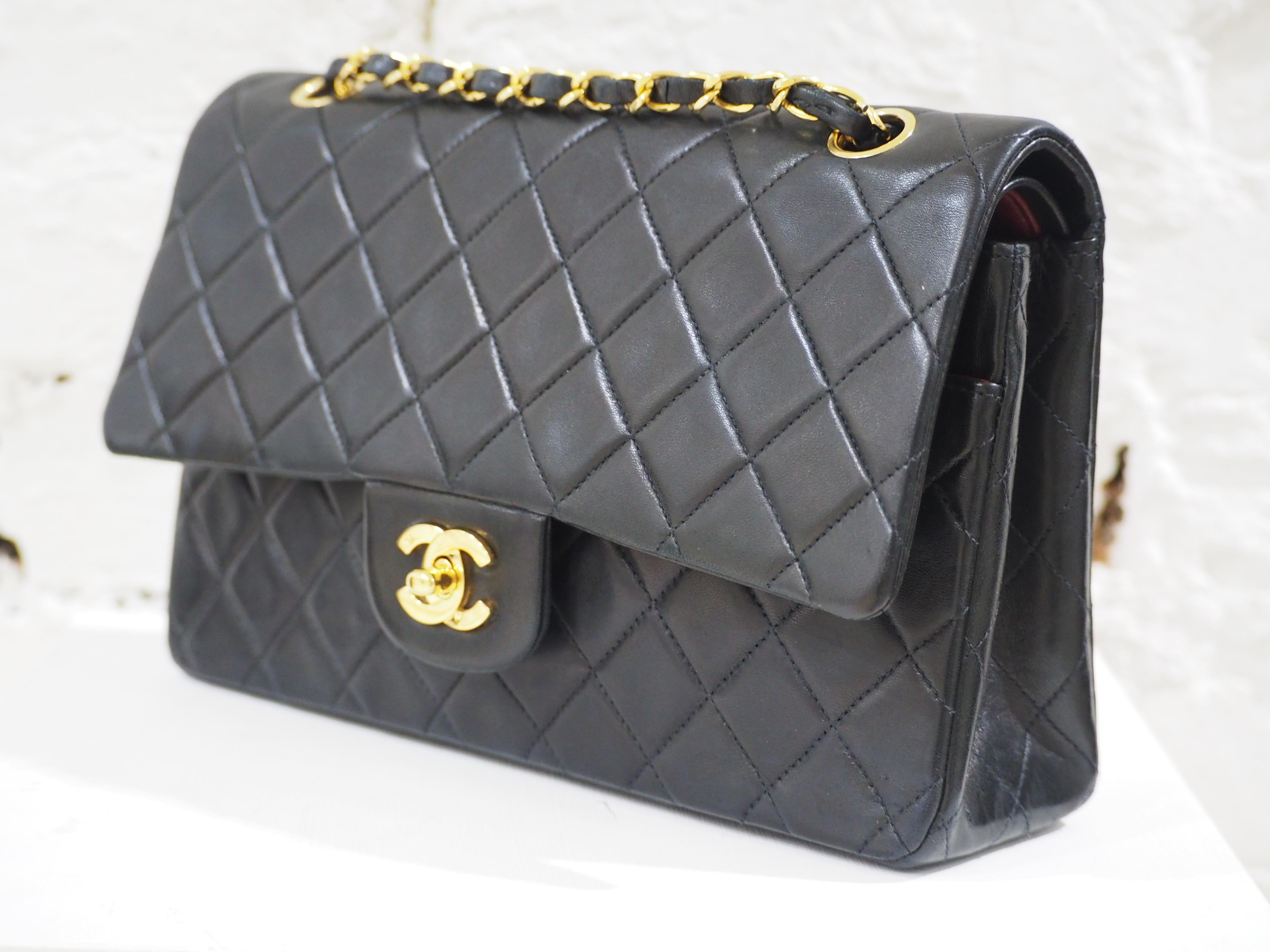 Chanel 2.55 black leather shoulder bag In Good Condition In Capri, IT