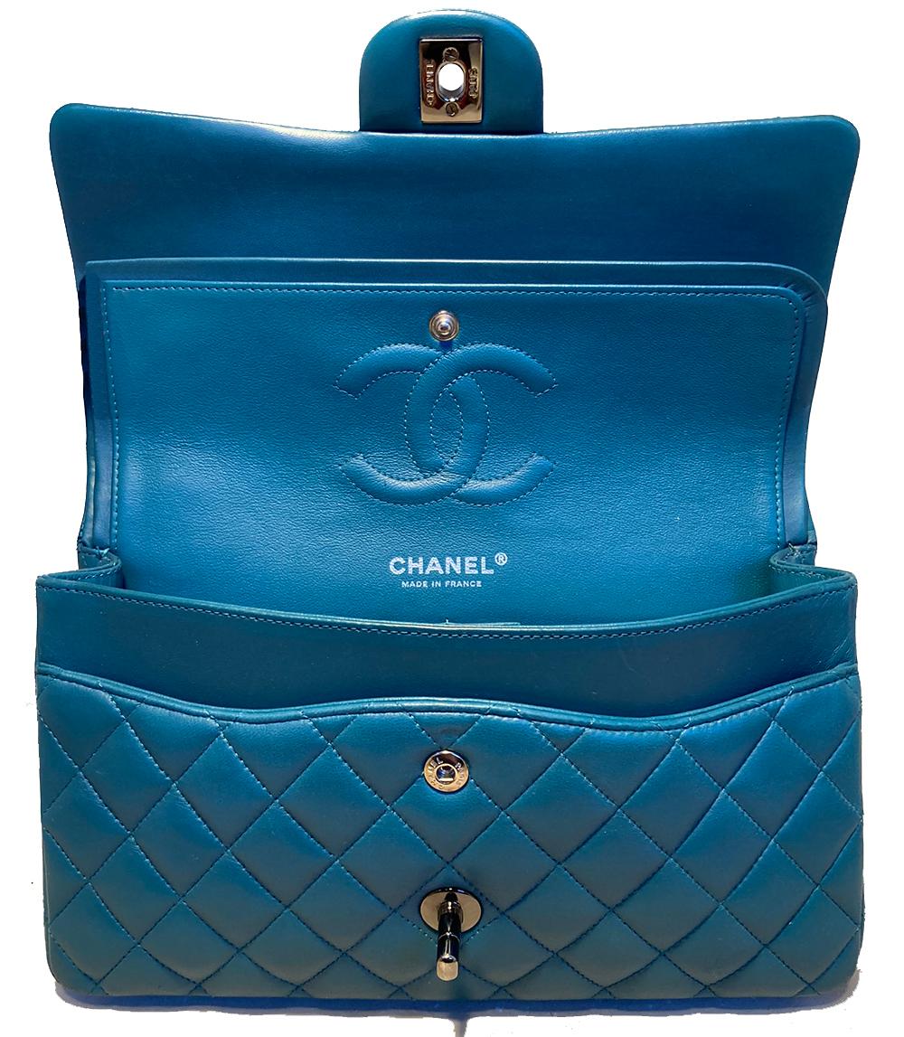 Chanel 2.55 Double Flap Classic Teal Leather Shoulder Bag In Good Condition In Philadelphia, PA