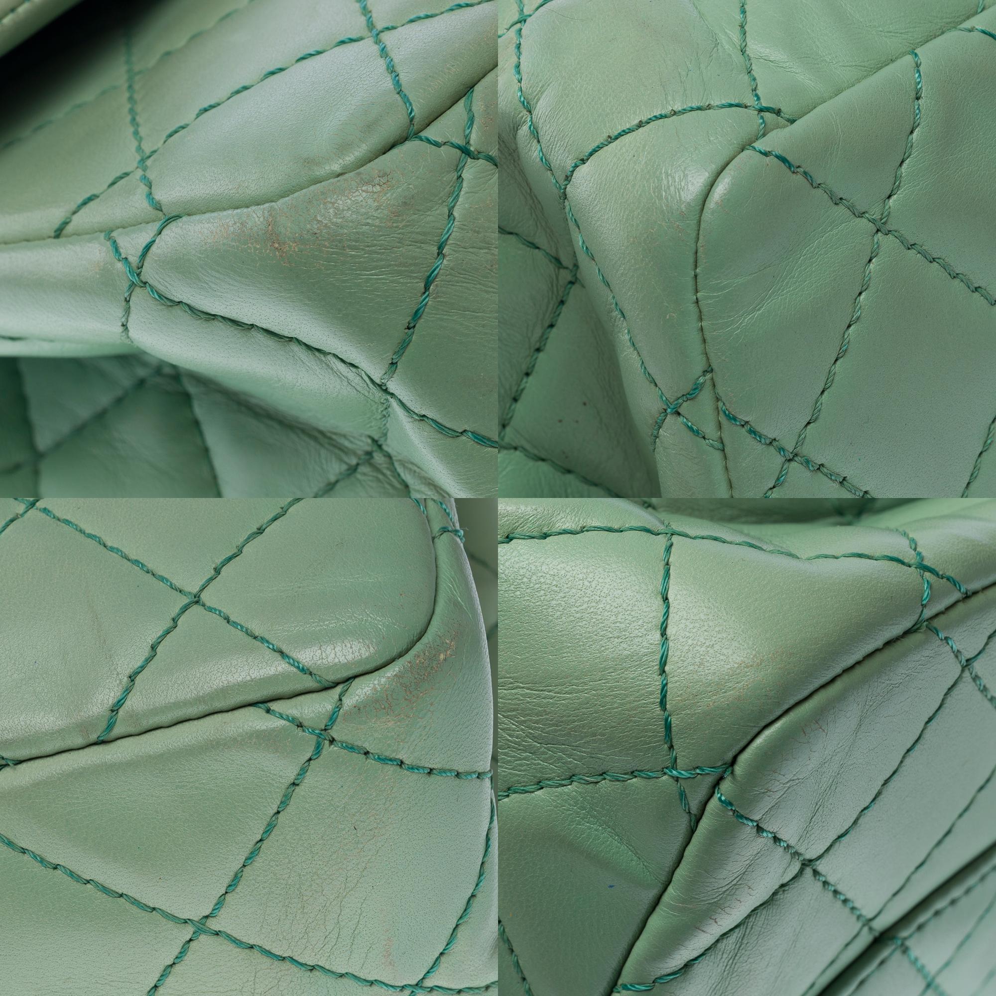 Chanel 2.55 double flap shoulder bag in Green quilted lambskin leather, PHW For Sale 6