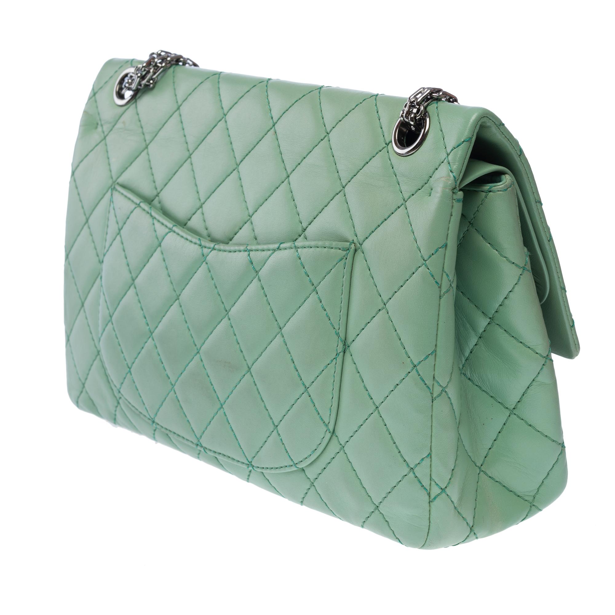 Women's Chanel 2.55 double flap shoulder bag in Green quilted lambskin leather, PHW For Sale