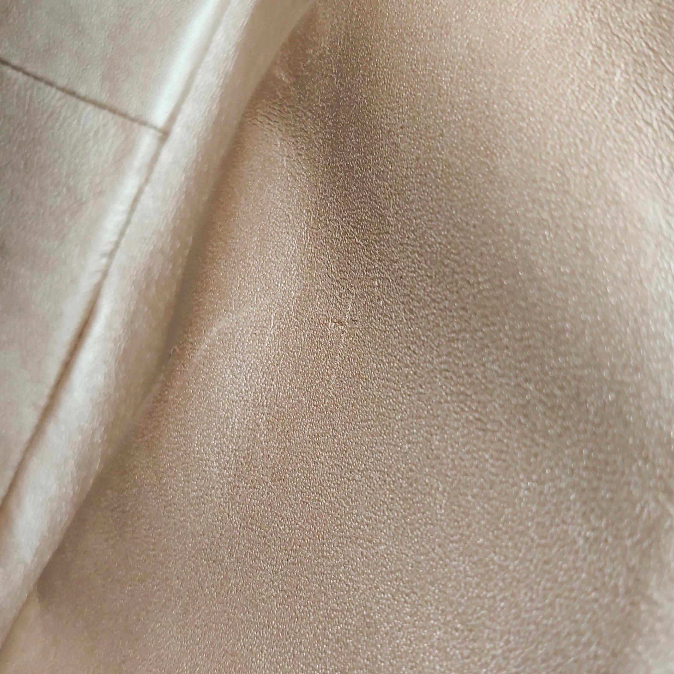 Chanel 2.55 Flap Bag Maxi Rose Gold Iridescent Lambskin Leather Silver Hardware For Sale 8