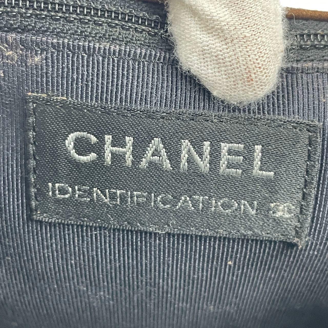 Chanel 2.55 Flap Bag Vintage Chocolate Bar 1997 Medium Suede Brown 5
