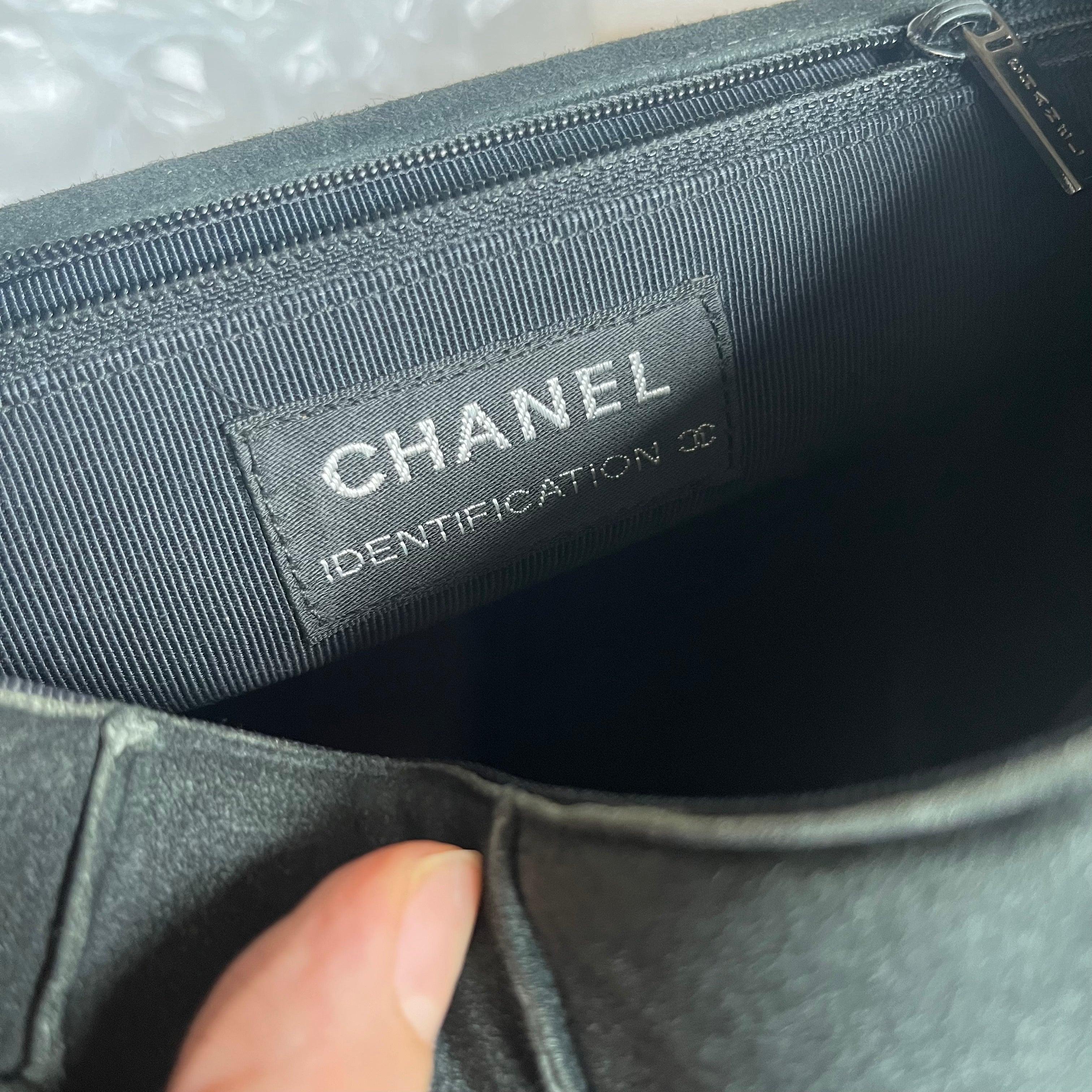 Chanel 2.55 Flap Bag Vintage Chocolate Bar 1997 Medium Suede Green 10