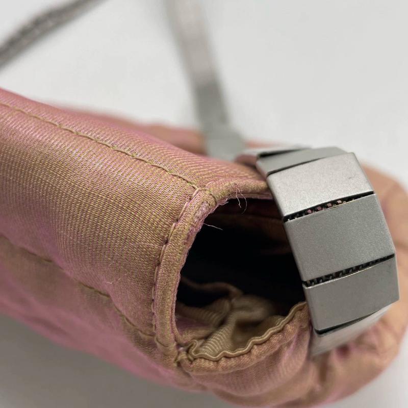Chanel 2.55 Flap Bag Vintage Cloth Chocolate Bar 1997 Small Iridescent Pink For Sale 9