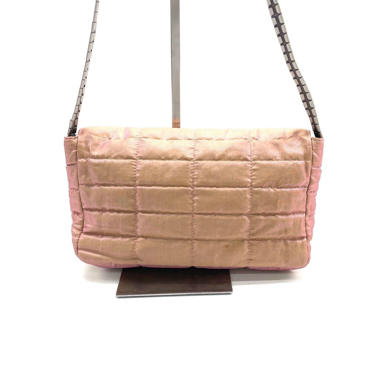 Brown Chanel 2.55 Flap Bag Vintage Cloth Chocolate Bar 1997 Small Iridescent Pink For Sale