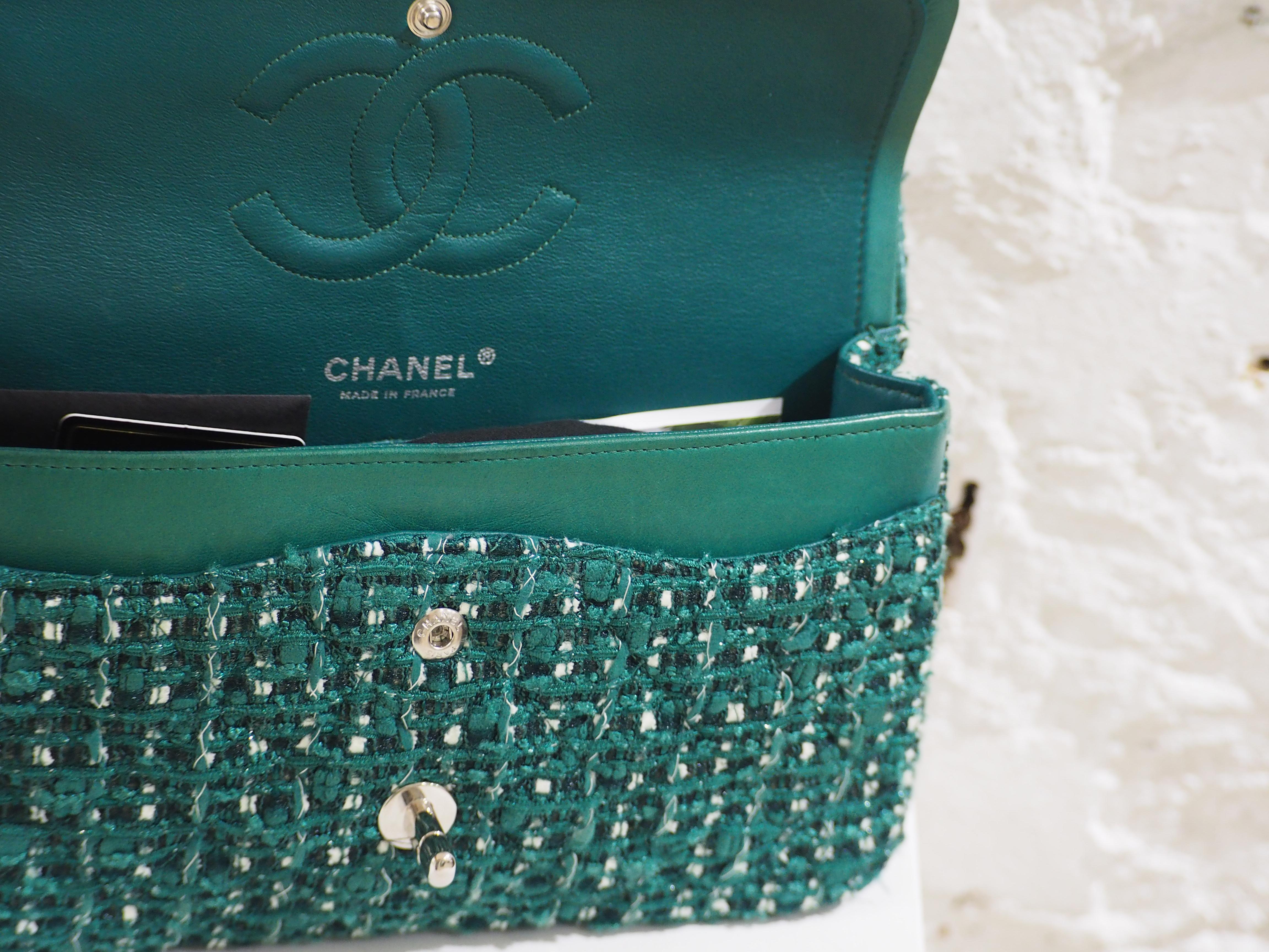 Chanel 2.55 green tweed shoulder bag 3