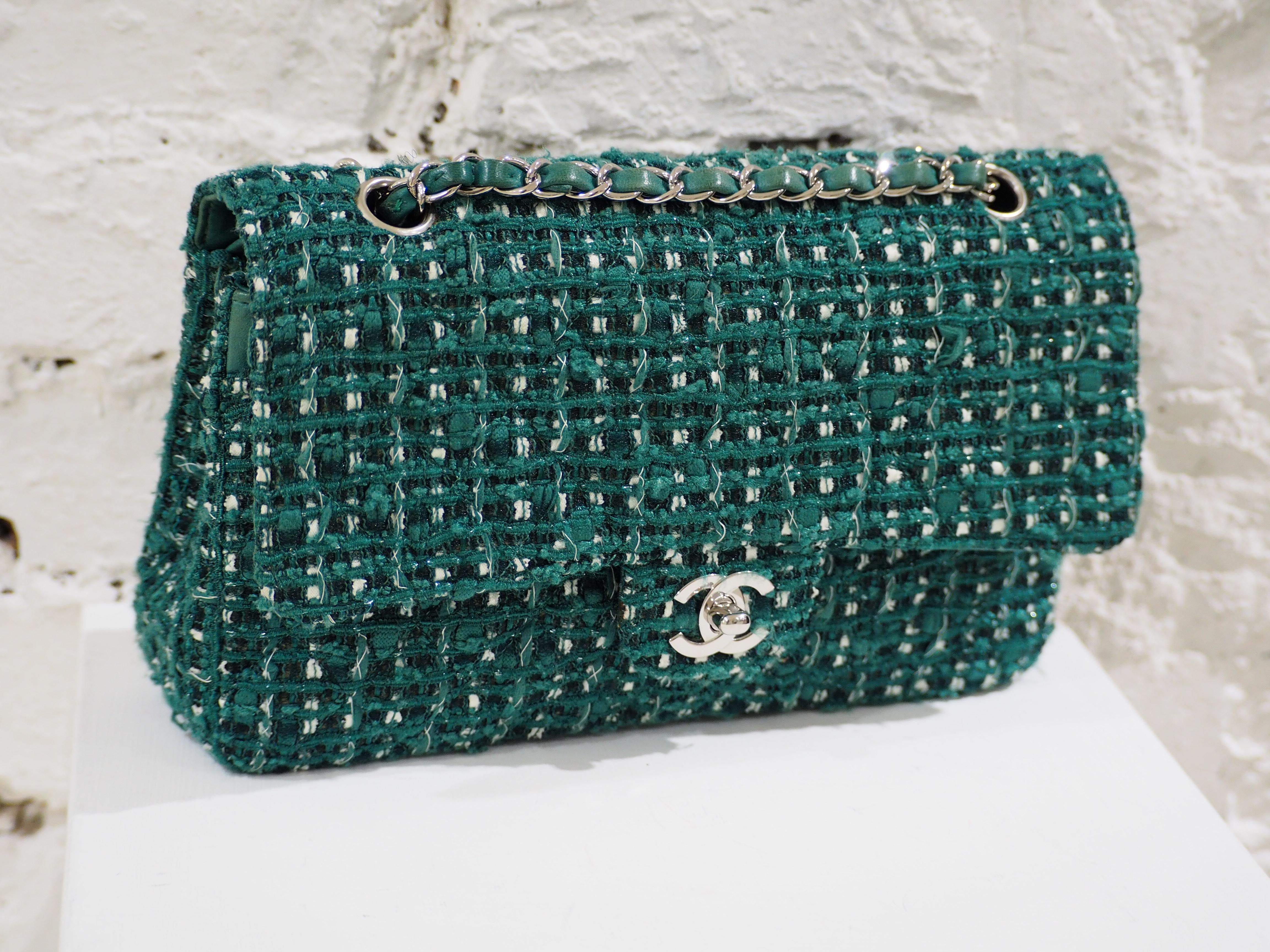 Chanel 2.55 green tweed shoulder bag 2