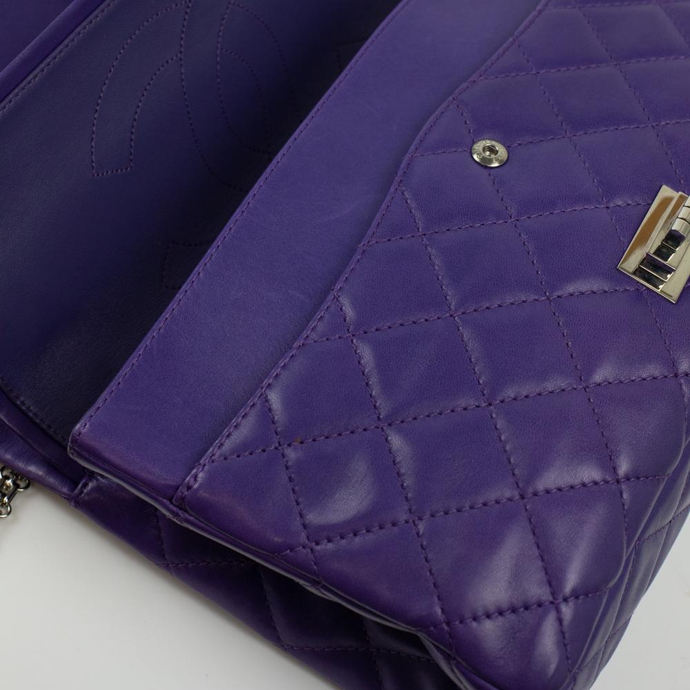CHANEL, 2.55 in purple leather For Sale 2