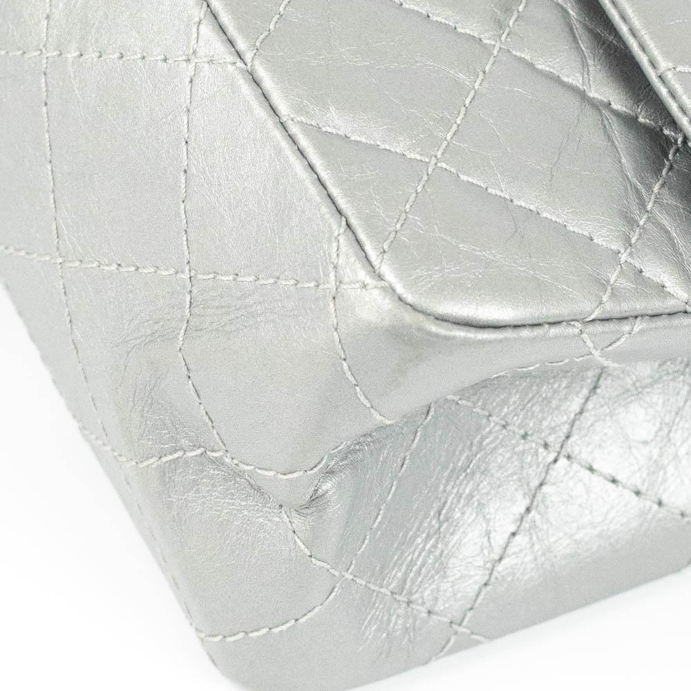 CHANEL, 2.55 in silver leather 7