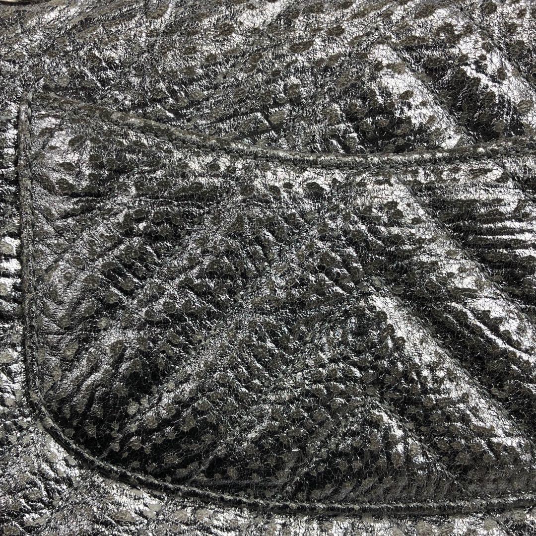 Chanel 2.55 Mini Stitch by Stitch argento con motivo in pelle di vitello Argento HW in vendita 8