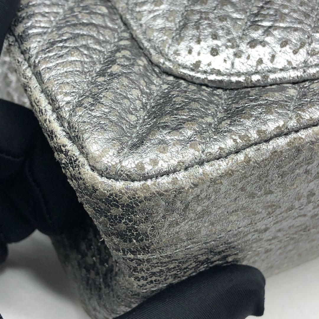 Chanel 2.55 Mini Stitch by Stitch argento con motivo in pelle di vitello Argento HW in vendita 10