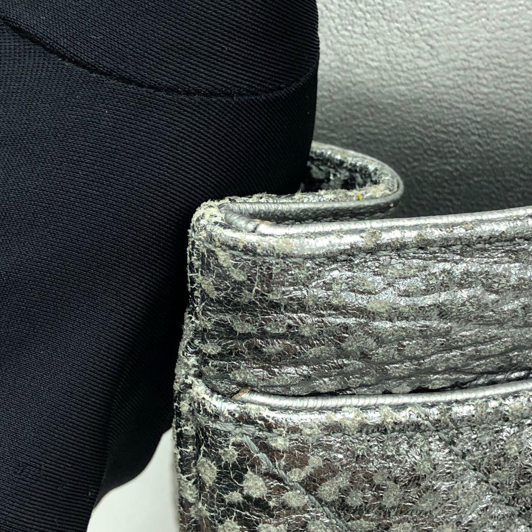 Chanel 2.55 Mini Stitch by Stitch argento con motivo in pelle di vitello Argento HW in vendita 14