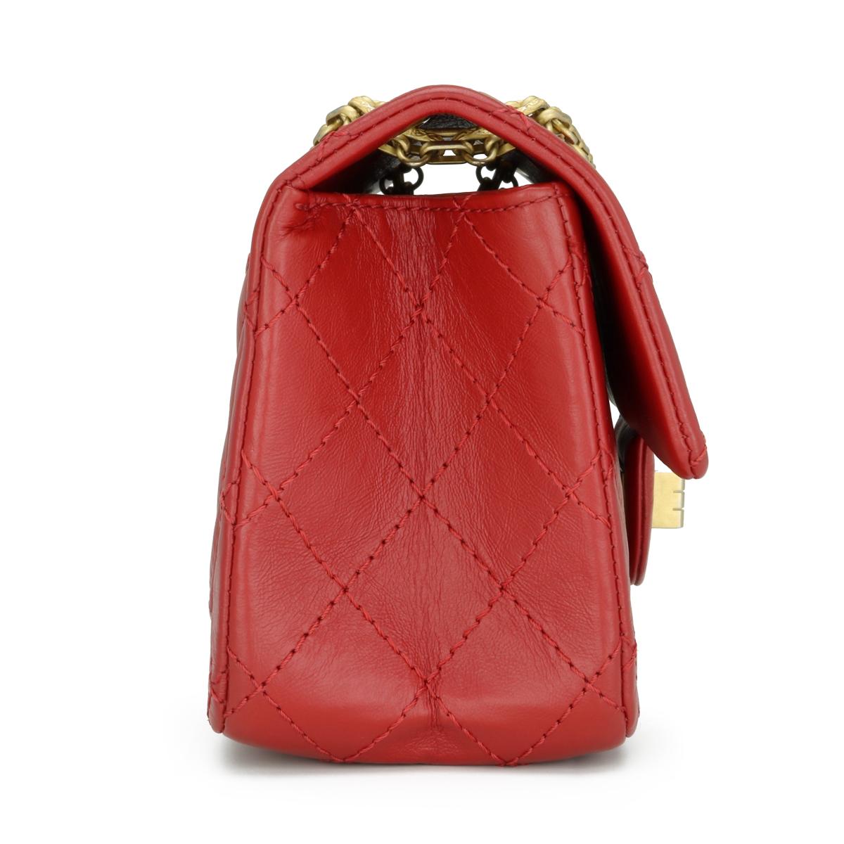CHANEL 2.55 Mini Reissue Quilted Flap Bag Red Aged Calfskin Gold Hardware 2020 For Sale 1
