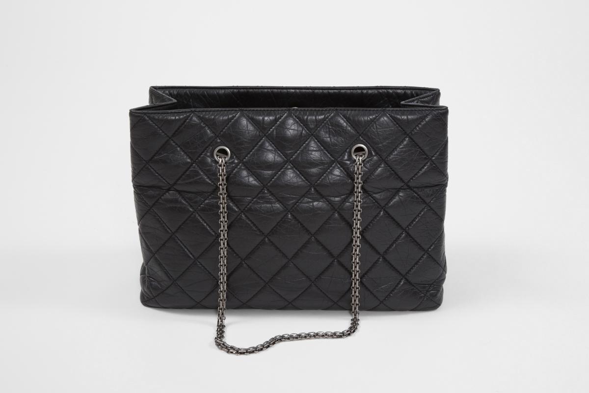 Chanel 2.55 Quilted Leather Grand Shopping Tote Bag 3
