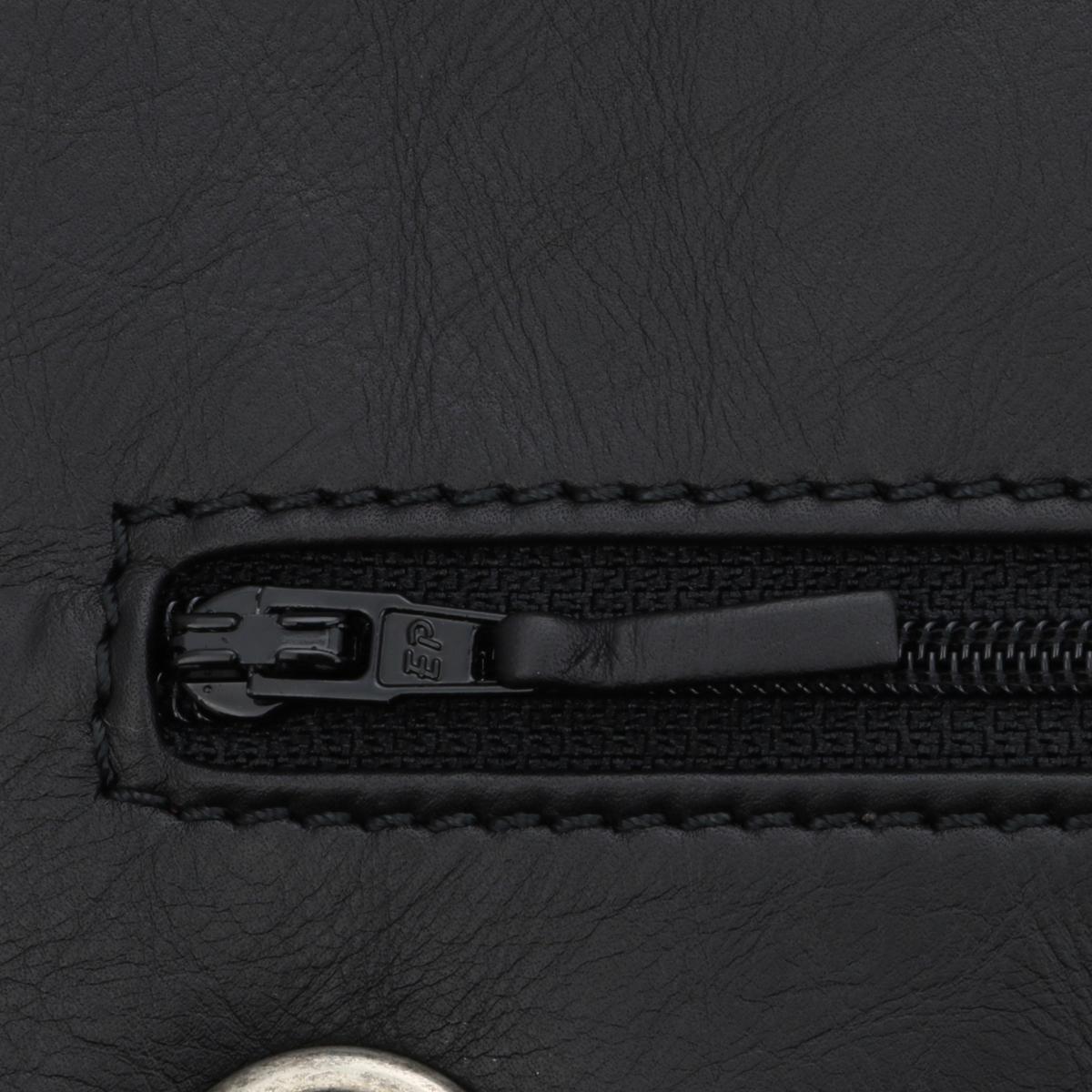 CHANEL 2.55 Reissue 227 Flap Bag Black Aged Calfskin Ruthenium Hardware 2014 For Sale 10