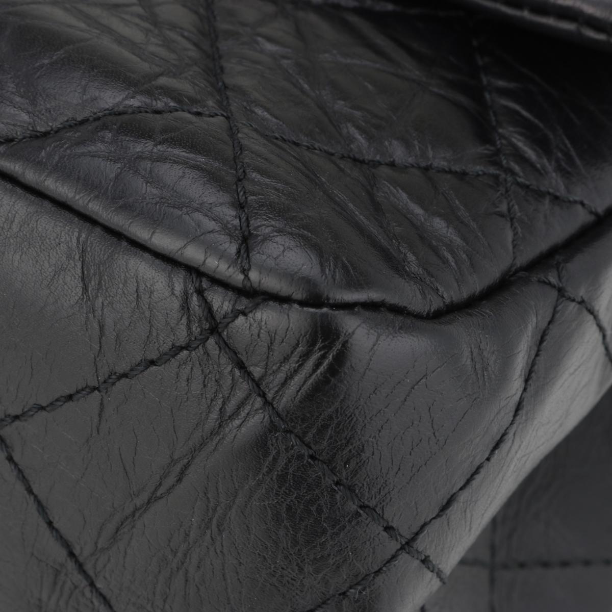CHANEL 2.55 Reissue 227 Flap Bag Black Aged Calfskin Ruthenium Hardware 2014 For Sale 4