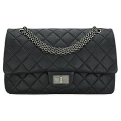 CHANEL 2.55 Reissue 227 Bolso con solapa Piel de becerro negra envejecida Herrajes de rutenio 2014