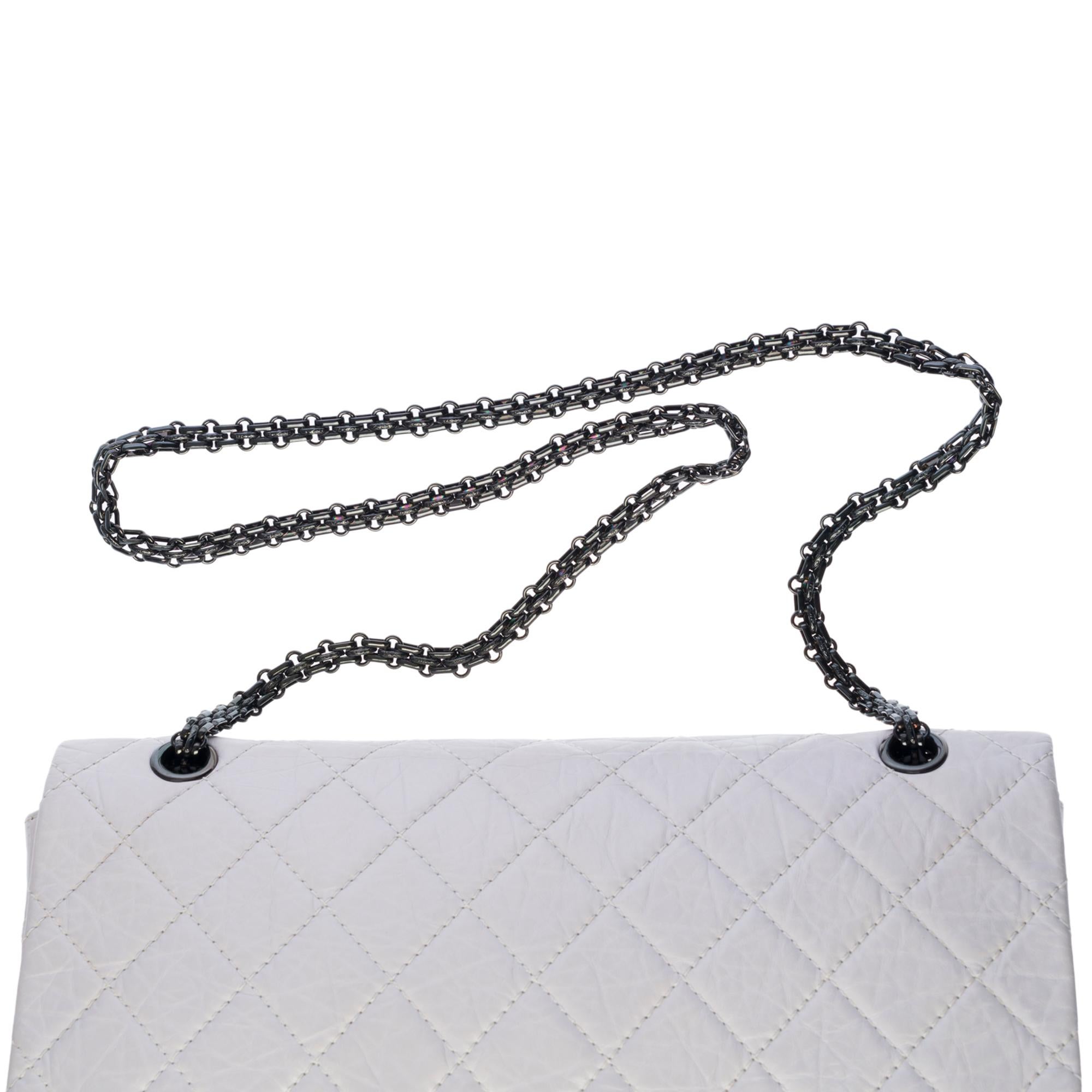 Women's Chanel 2.55 Reissue 227  shoulder bag in White quilted leather, black silver HW