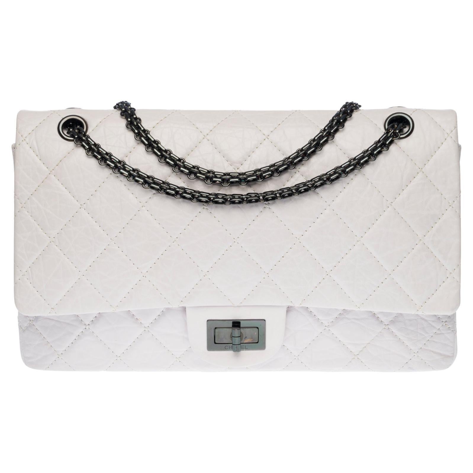 Chanel 2.55 Reissue 227 shoulder bag in White quilted leather, black silver  HW For Sale at 1stDibs